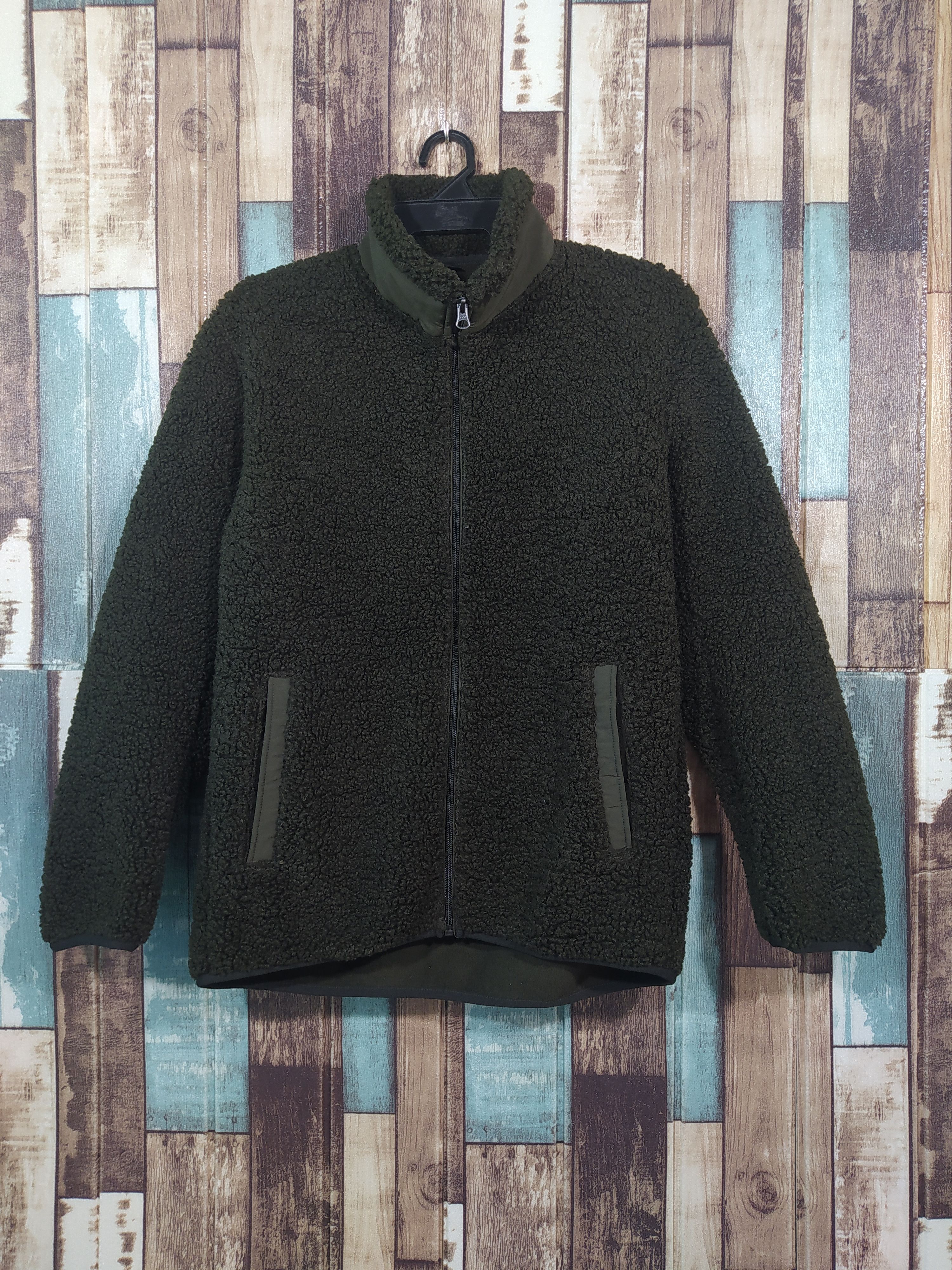image of Uniqlo x Vintage Uniglo Dark Green Bulky Fleece, Men's (Size Medium)