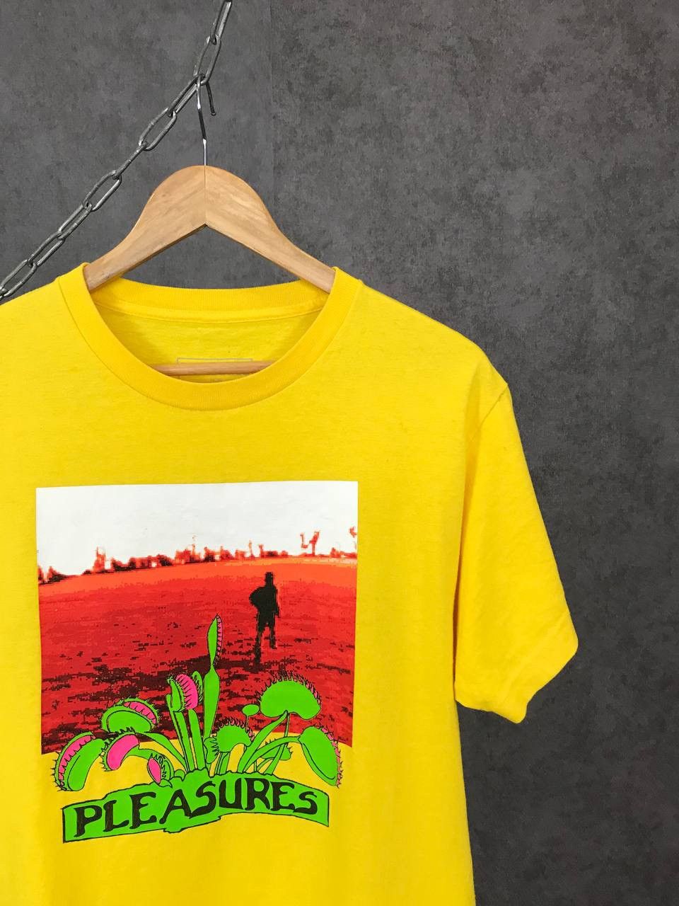 Pleasures Pleasures tee Size US M / EU 48-50 / 2 - 2 Thumbnail