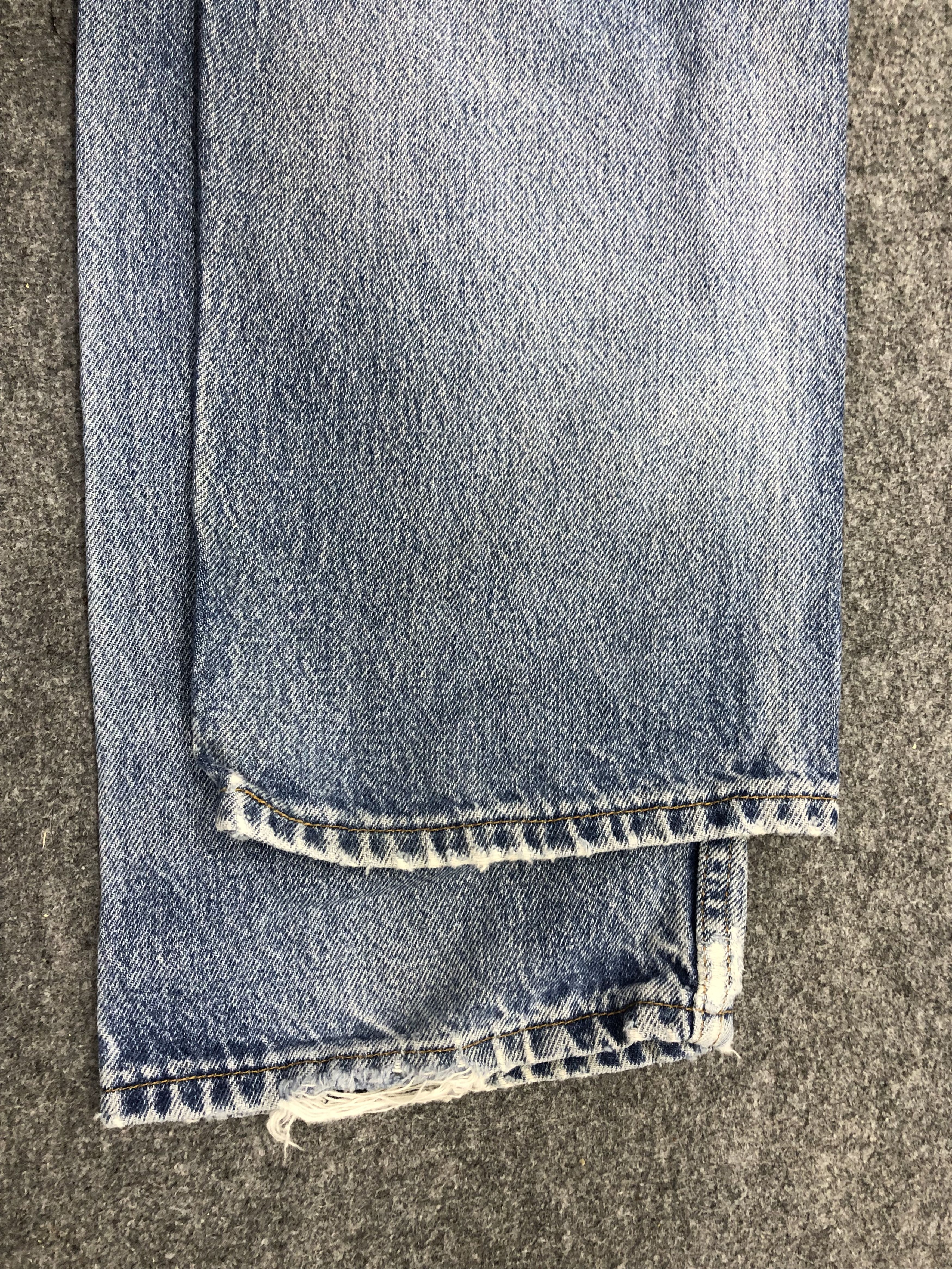 Levi's × Vintage Vintage 80s Distressed Levis 505 Faded Blue Jeans Size US 32 / EU 48 - 13 Thumbnail