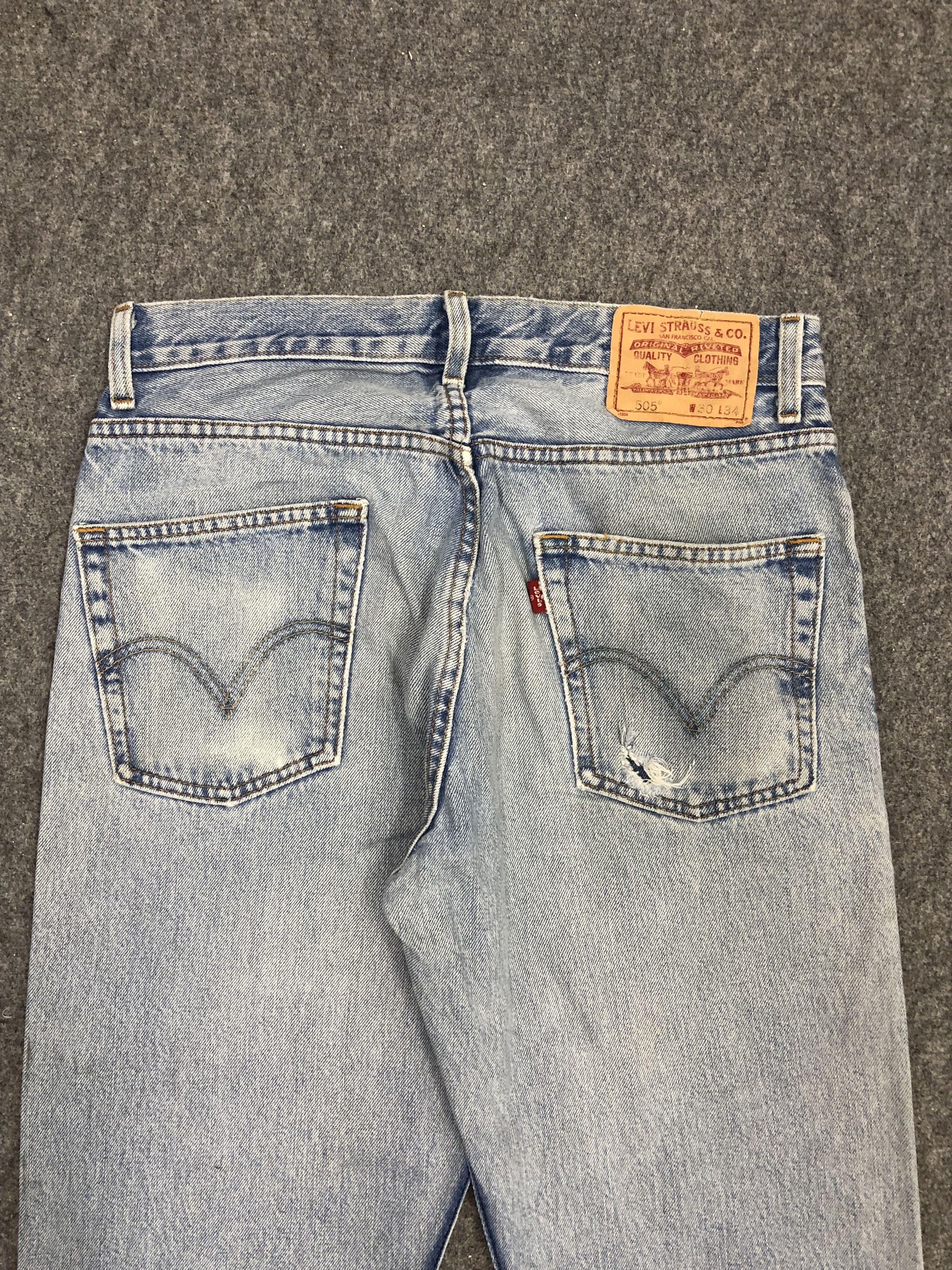 Levi's Vintage Levis 505 Light Wash Jeans DP1143 Size US 31 - 4 Thumbnail