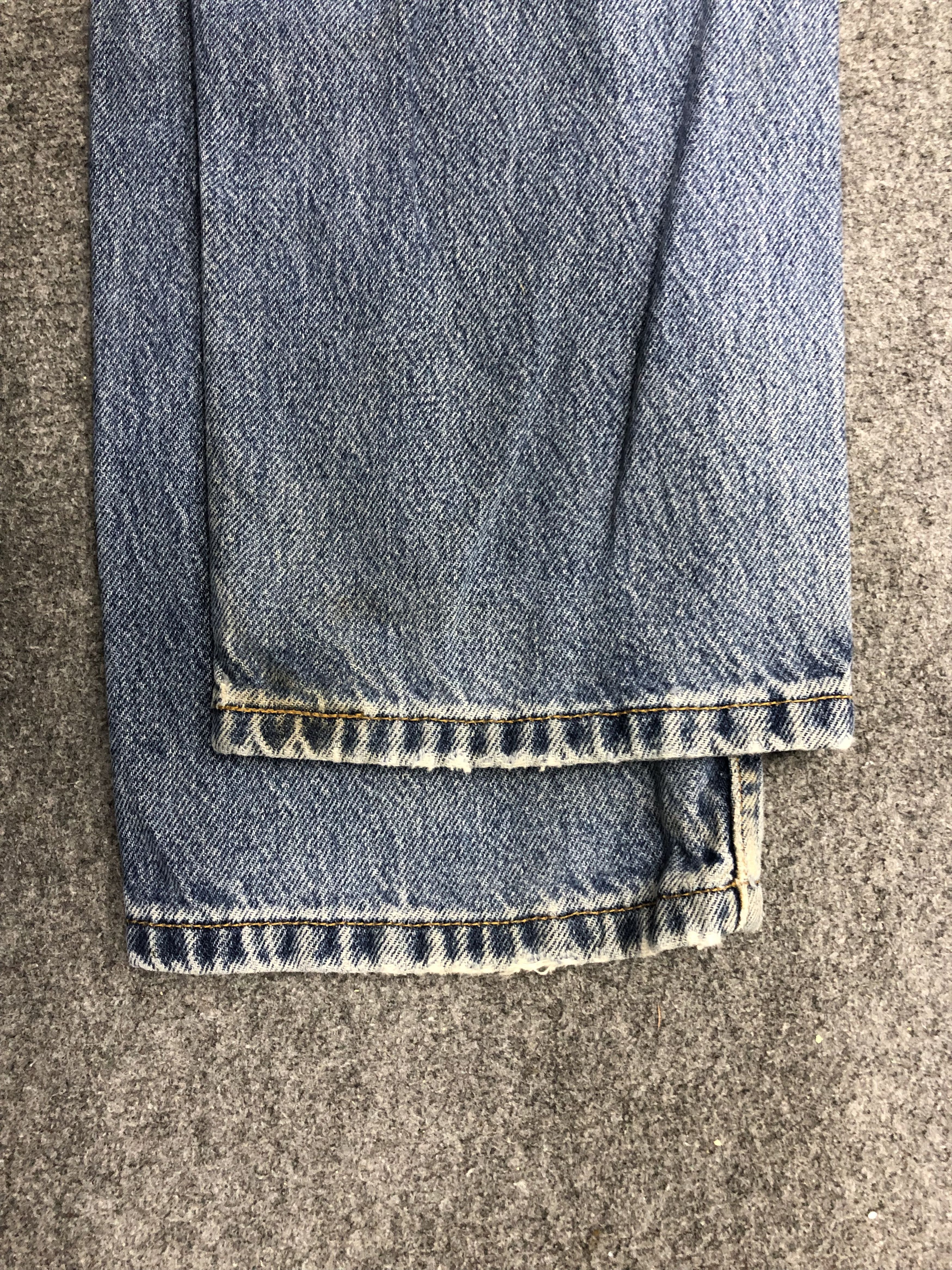 Levi's Vintage Levis Signature Faded Blue Women Jeans DP1224 Size US 26 / EU 42 - 11 Thumbnail