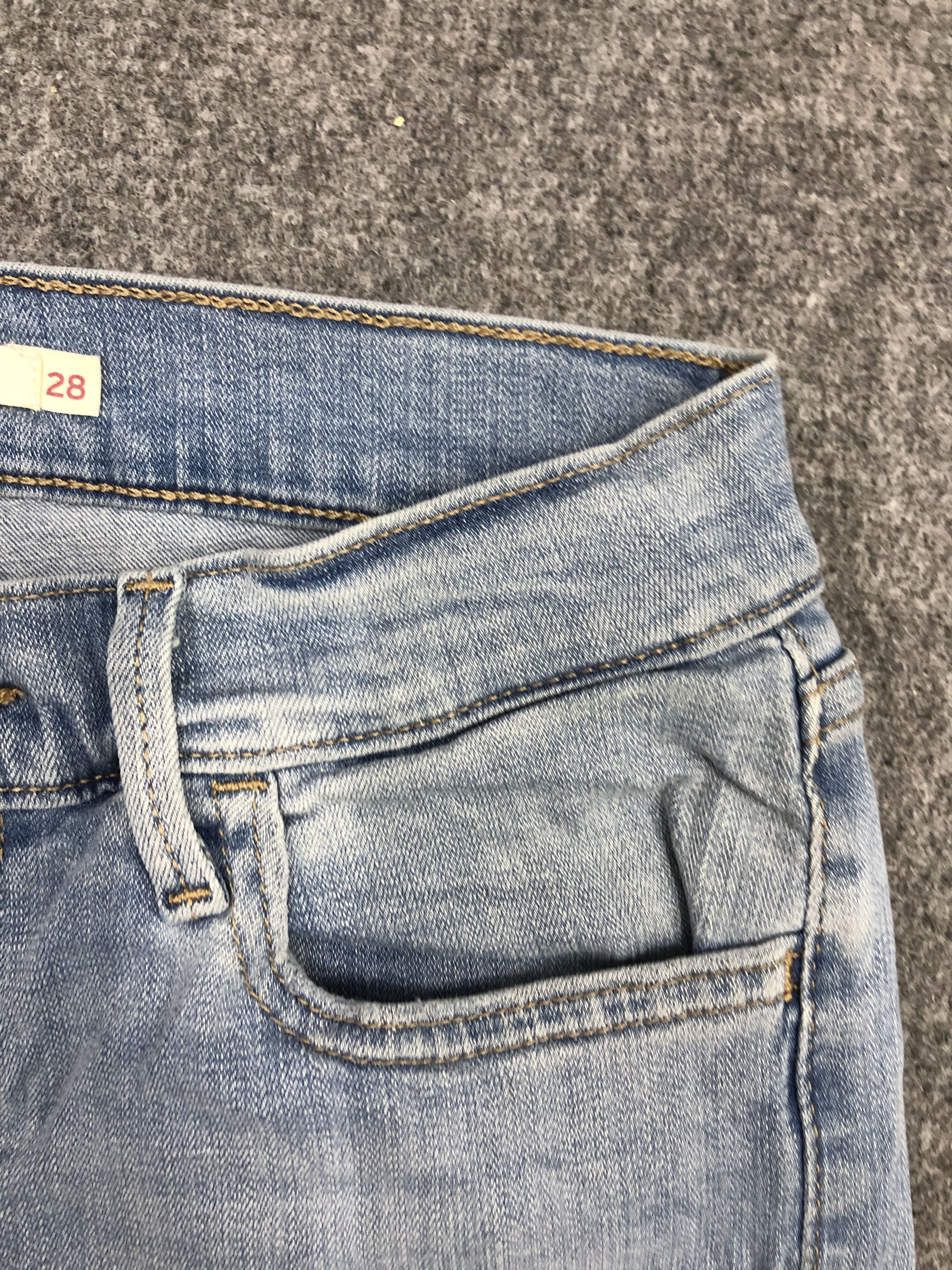 Levi's Vintage 710 Faded Blue Skinny Jeans DP1225 Size US 27 - 8 Thumbnail