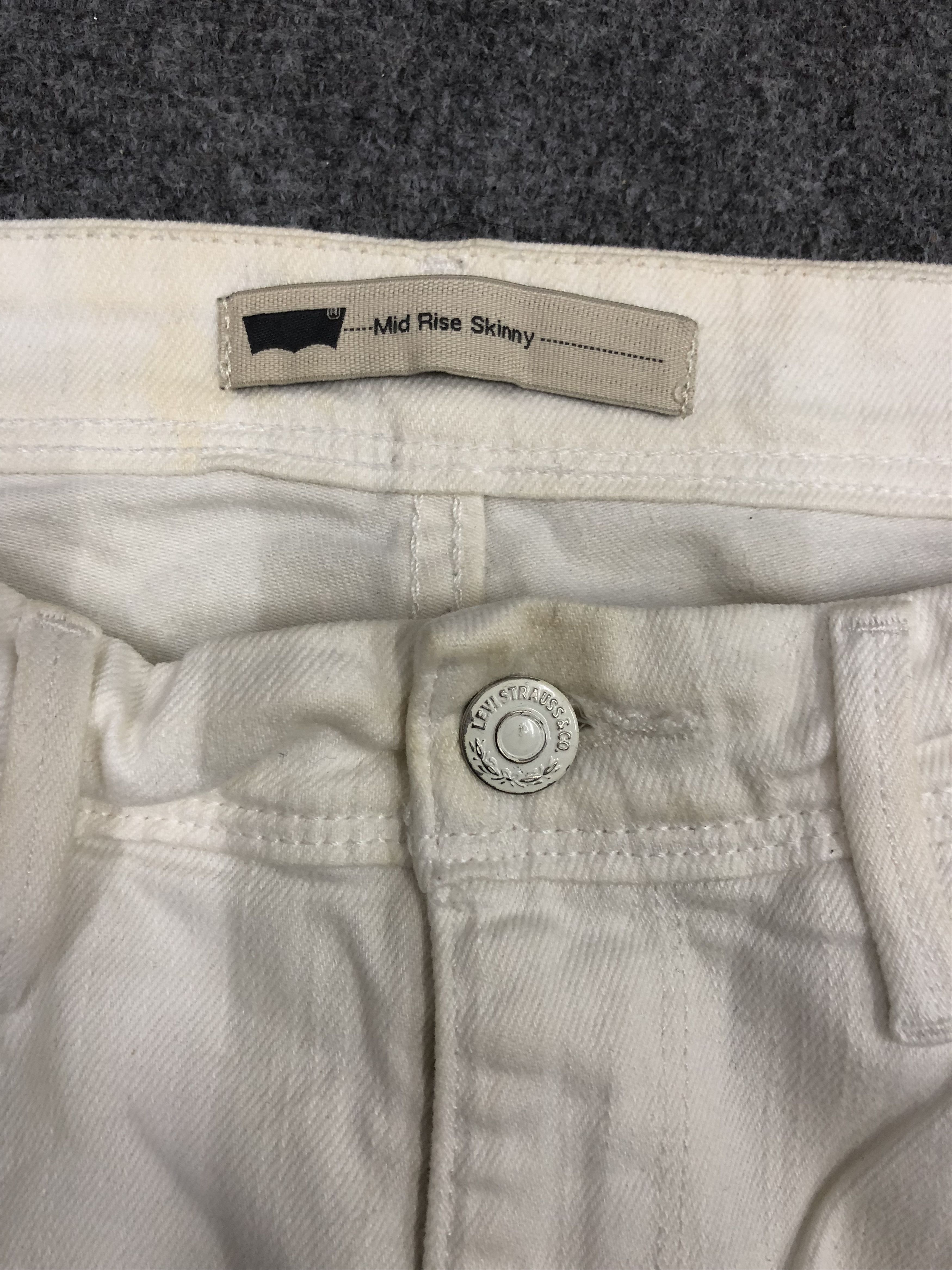 Levi's × Vintage Vintage Levis 711 Light Wash Women Jeans Size US 34 / EU 50 - 5 Thumbnail