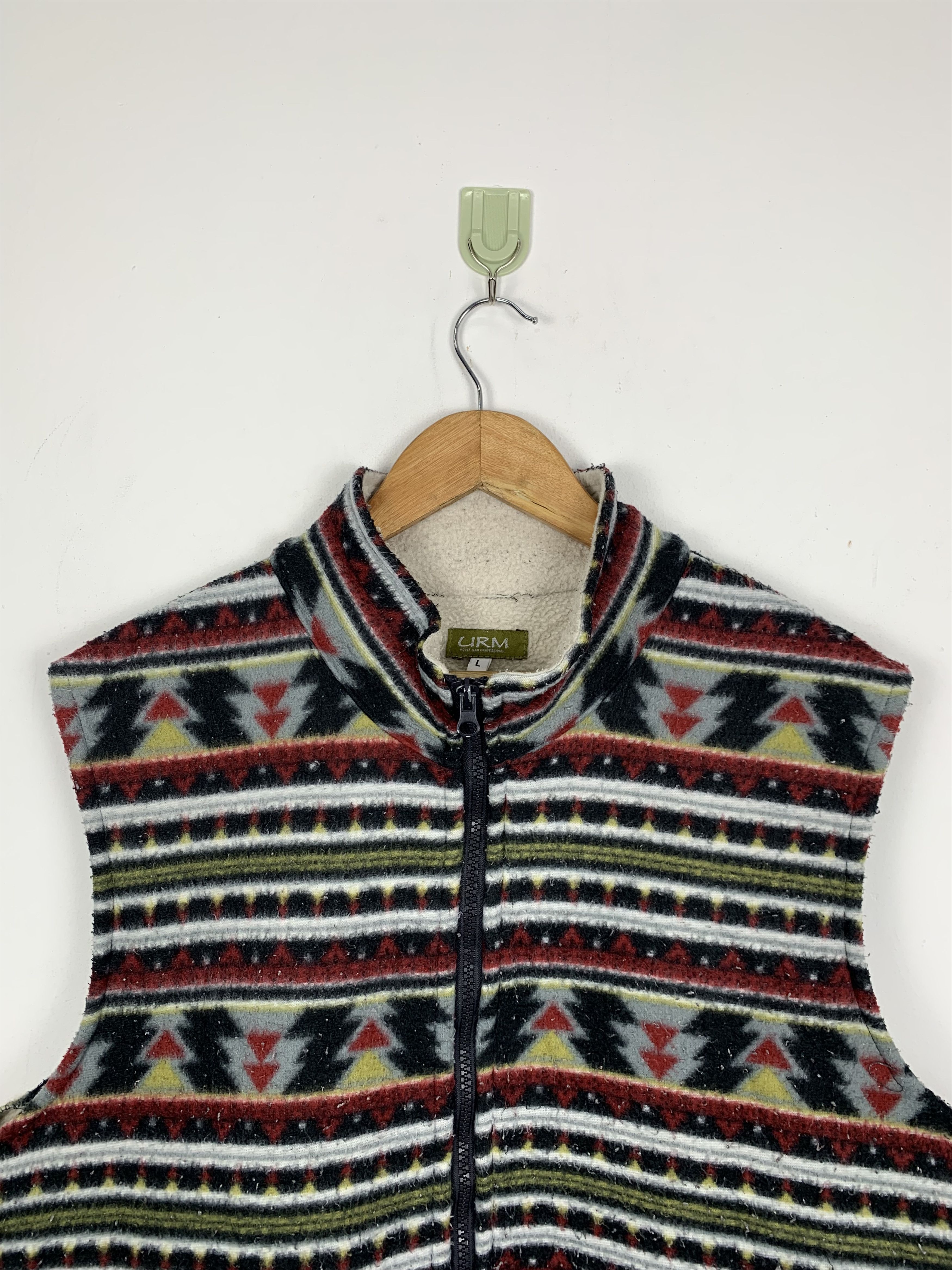 Japanese Brand × Vintage Vintage Navajo Native Sleeveless vest Size US L / EU 52-54 / 3 - 2 Thumbnail