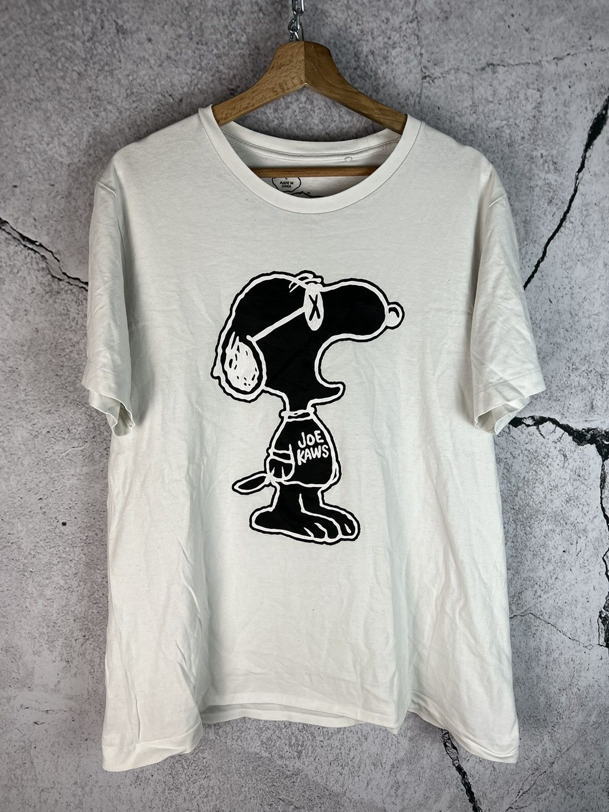 Kaws × Peanuts × Uniqlo Uniqlo x Kaws x Peanuts collaboration tshirt Size US L / EU 52-54 / 3 - 1 Thumbnail