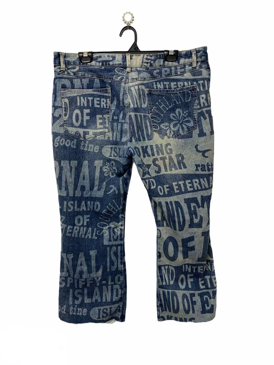 Japanese Brand Rare all over print bootcut flare denim very nice design Size US 38 / EU 54 - 2 Thumbnail
