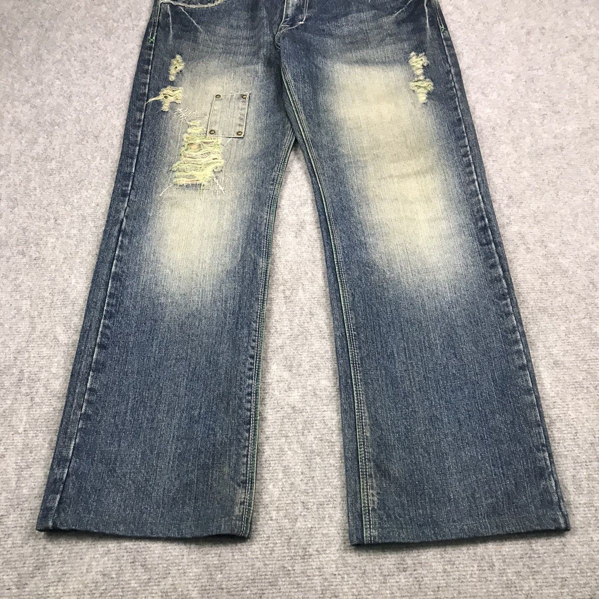 Japanese Brand BAGGY💥KISSMARK JAPAN DISTRESSED DENIM JEANS PANTS Size US 34 / EU 50 - 4 Thumbnail