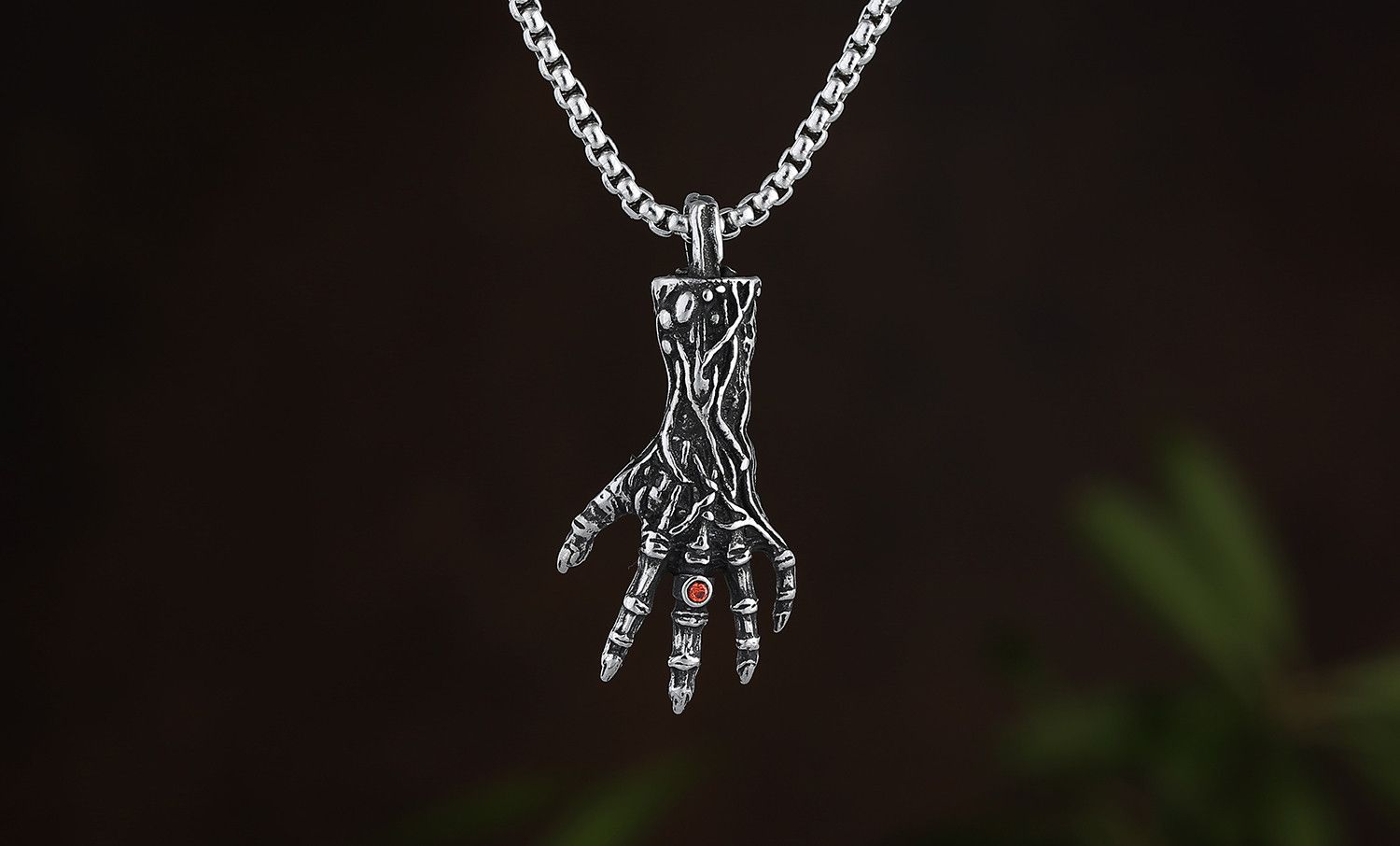Jewelry Devil Hell Skull Hand Necklace Size ONE SIZE - 1 Thumbnail