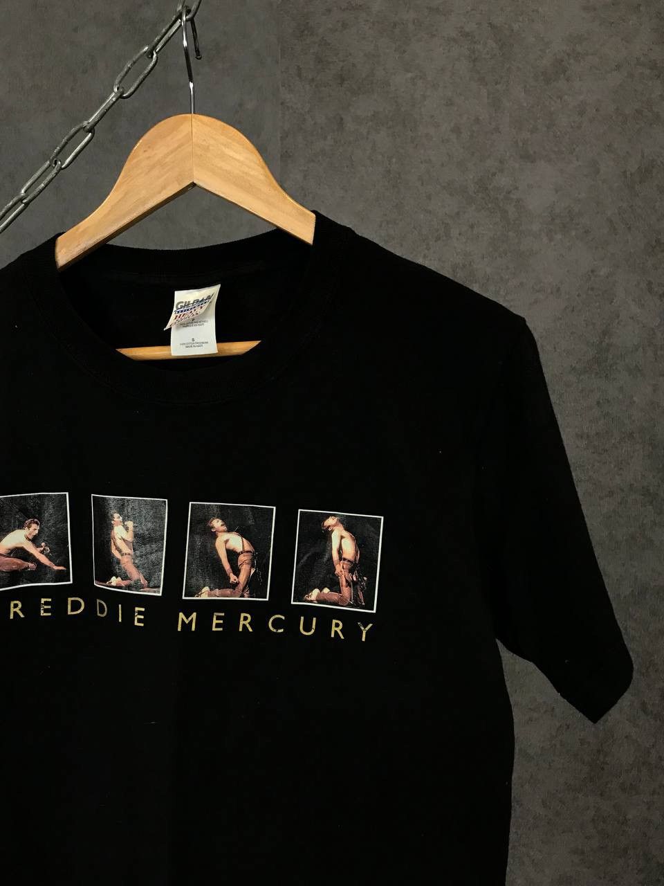Band Tees × Vintage Freddie Mercury Queen rocks band vintage tee Size US S / EU 44-46 / 1 - 2 Thumbnail