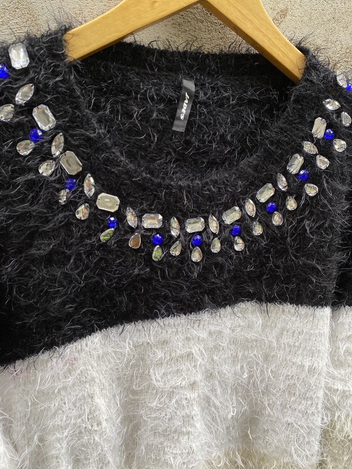 20471120 × Beauty Beast × Japanese Brand Jade’s Mohair Shaggy Gem Stones Knit Sweater Size US M / EU 48-50 / 2 - 4 Thumbnail