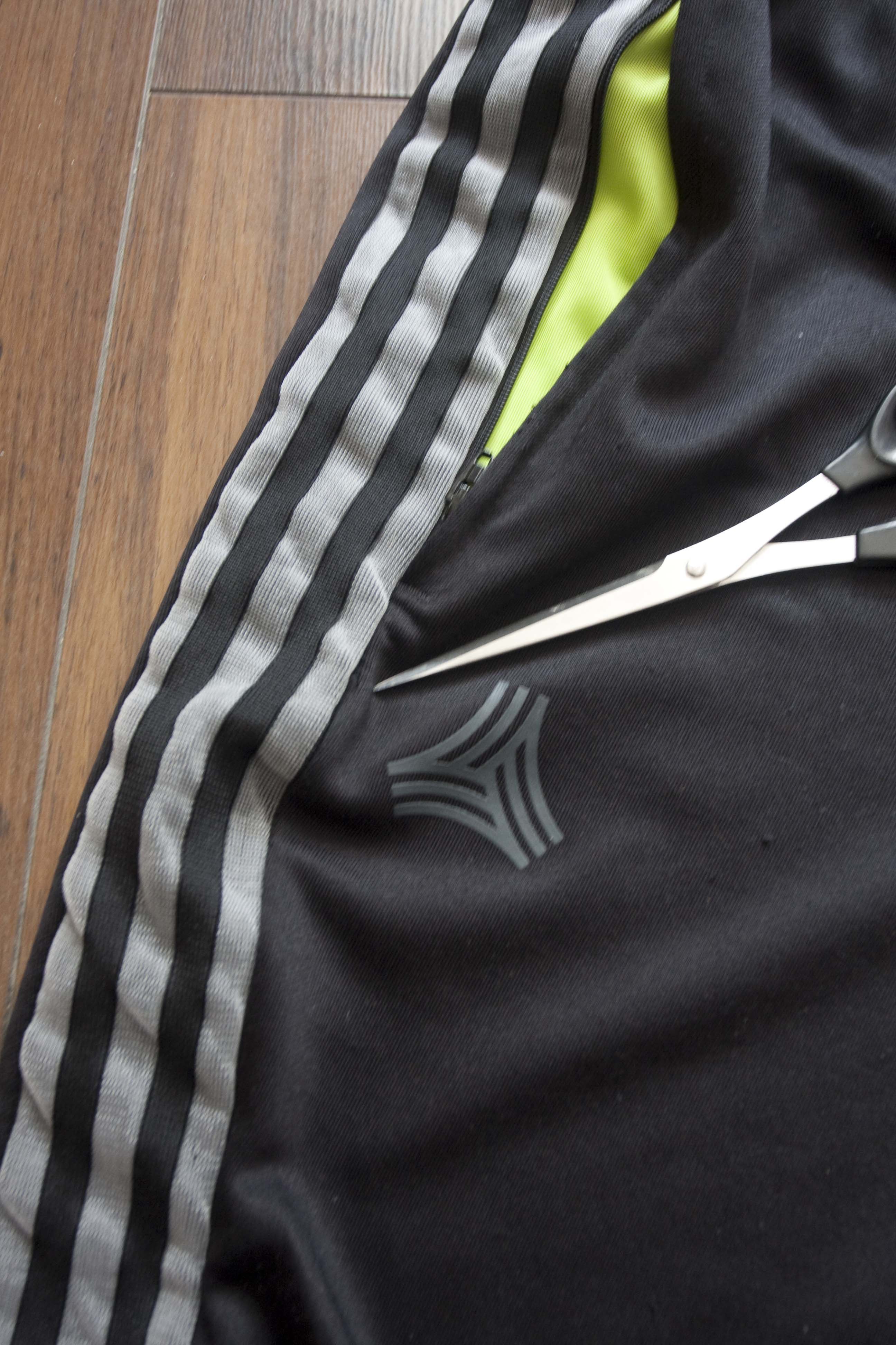 Adidas Adidas Athletic Pants Black Size M / 34x29.5 Size US 34 / EU 50 - 5 Thumbnail