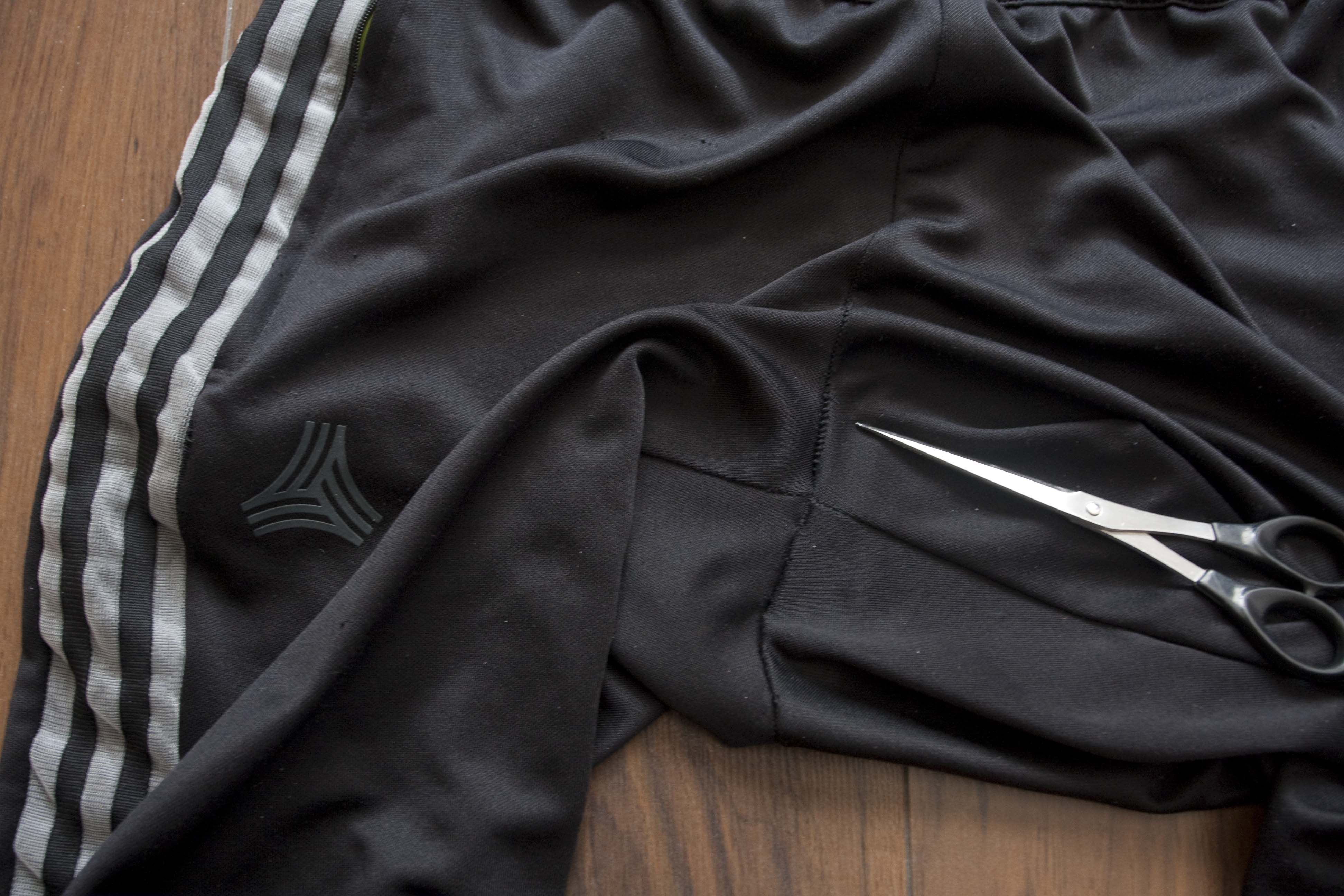 Adidas Adidas Athletic Pants Black Size M / 34x29.5 Size US 34 / EU 50 - 4 Thumbnail