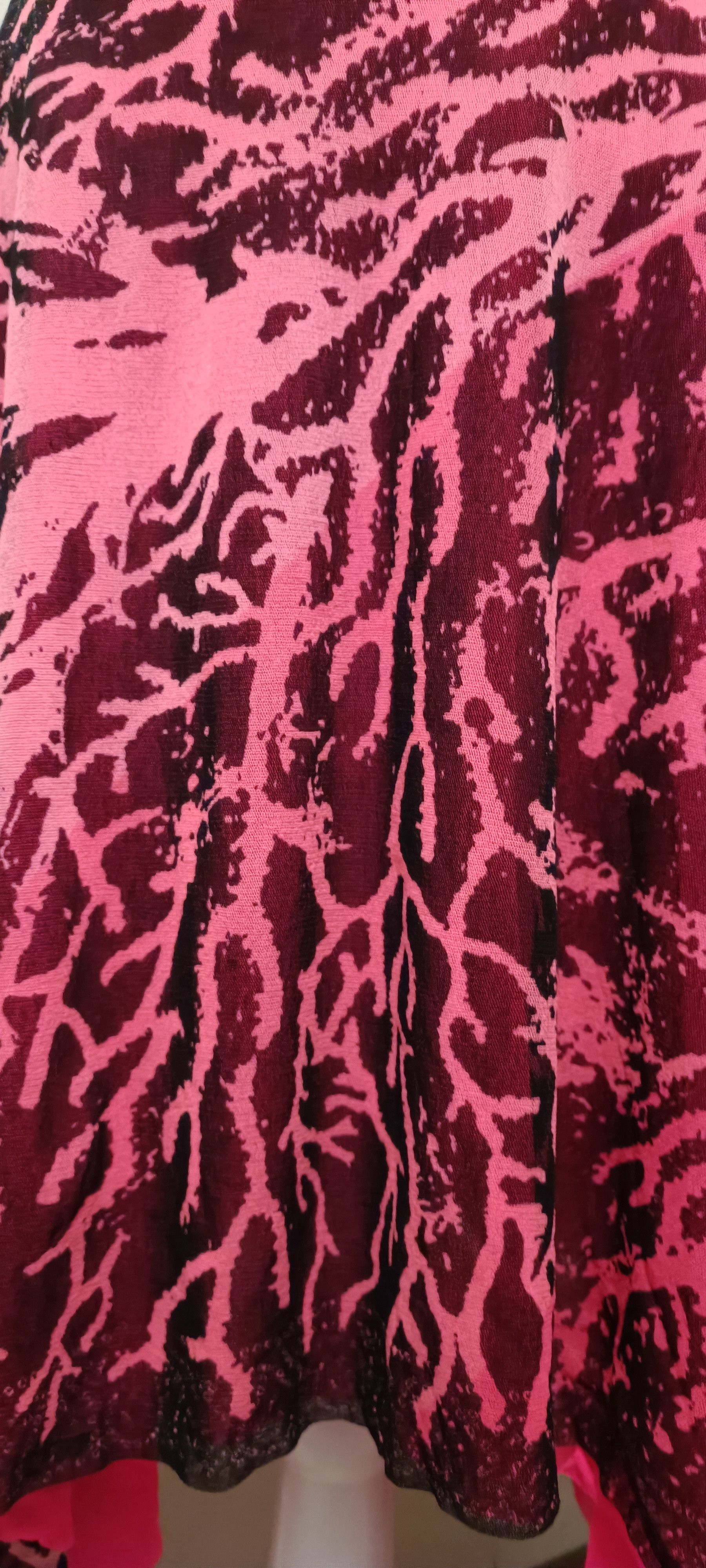 Jean Paul Gaultier Brand new- Skirt in nylon mesh with tribal and reef print Size 28" / US 6 / IT 42 - 14 Thumbnail