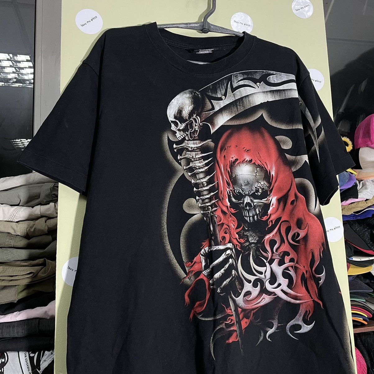 Band Tees Vintage Y2K Skulls Dead Face Vamp Horror Tee Rock Streetwear Size US M / EU 48-50 / 2 - 4 Thumbnail
