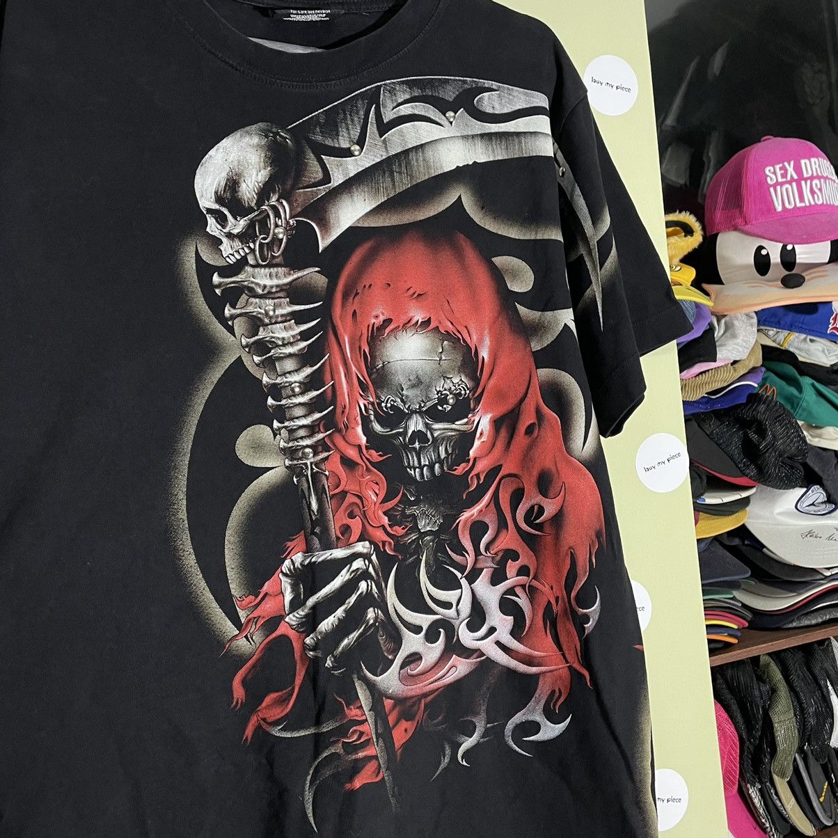 Band Tees Vintage Y2K Skulls Dead Face Vamp Horror Tee Rock Streetwear Size US M / EU 48-50 / 2 - 6 Thumbnail