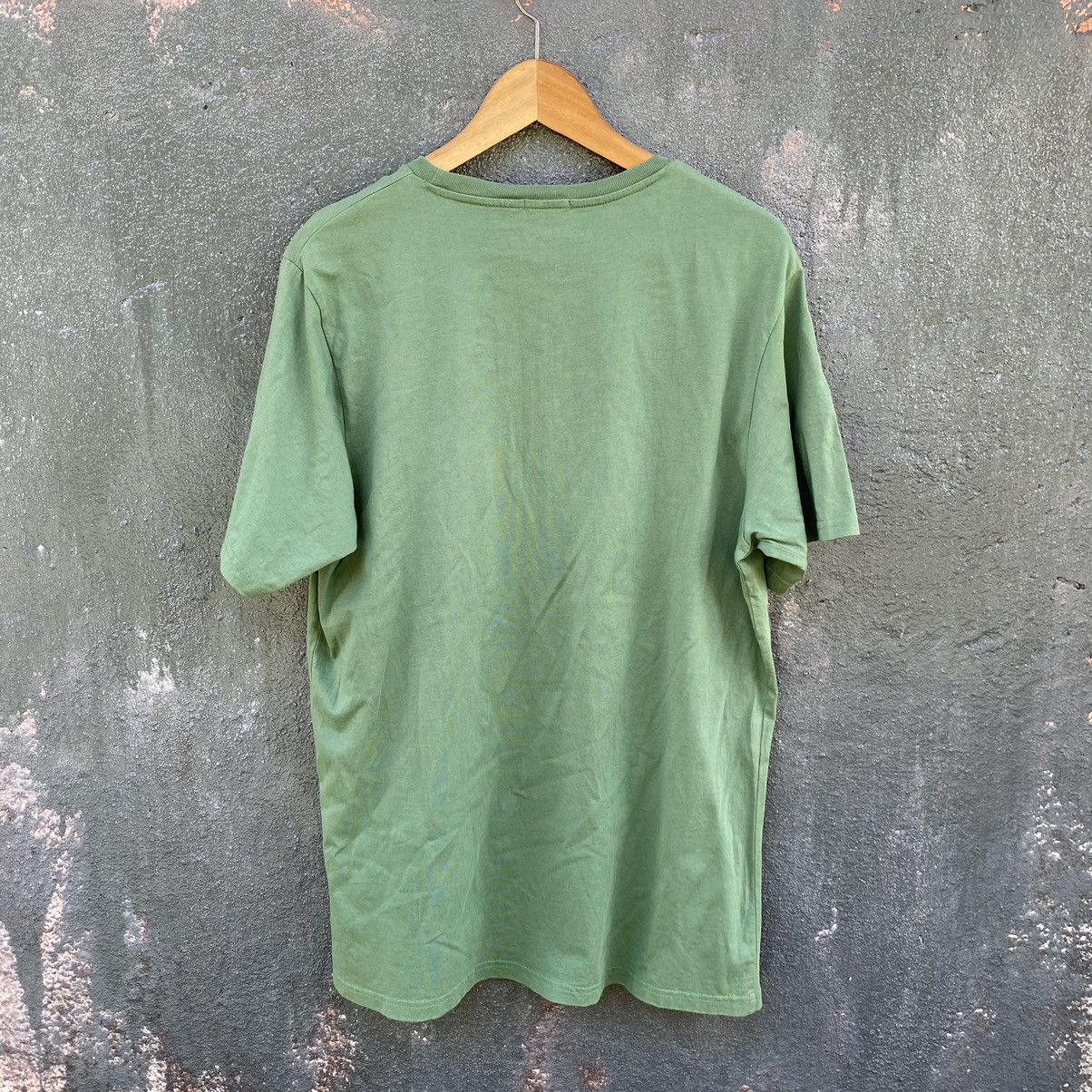 Anime Thrashed Faded Masked Rider Amazon ERD GRUNGE TSHIRT Size US L / EU 52-54 / 3 - 5 Thumbnail