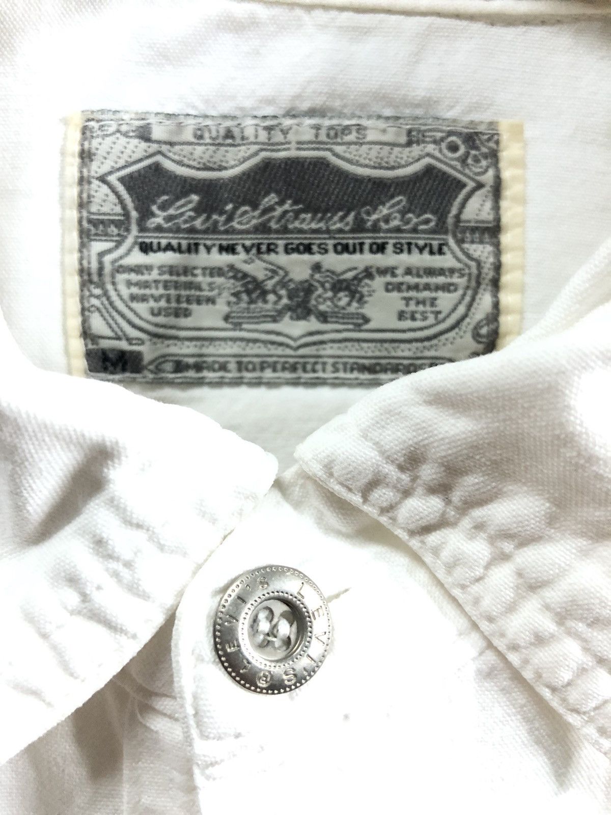 Levi's × Levi's Vintage Clothing × Vintage VINTAGE LEVI’S WHITE TAB SHIRT Size US XL / EU 56 / 4 - 5 Thumbnail
