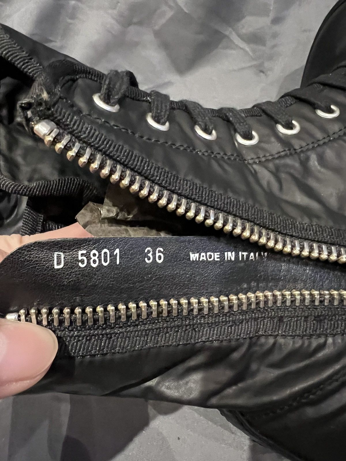 Rick Owens × Rick Owens Drkshdw Rick owens drkshdw ramones hi-top waxed size36 Size US 6 / IT 36 - 4 Thumbnail