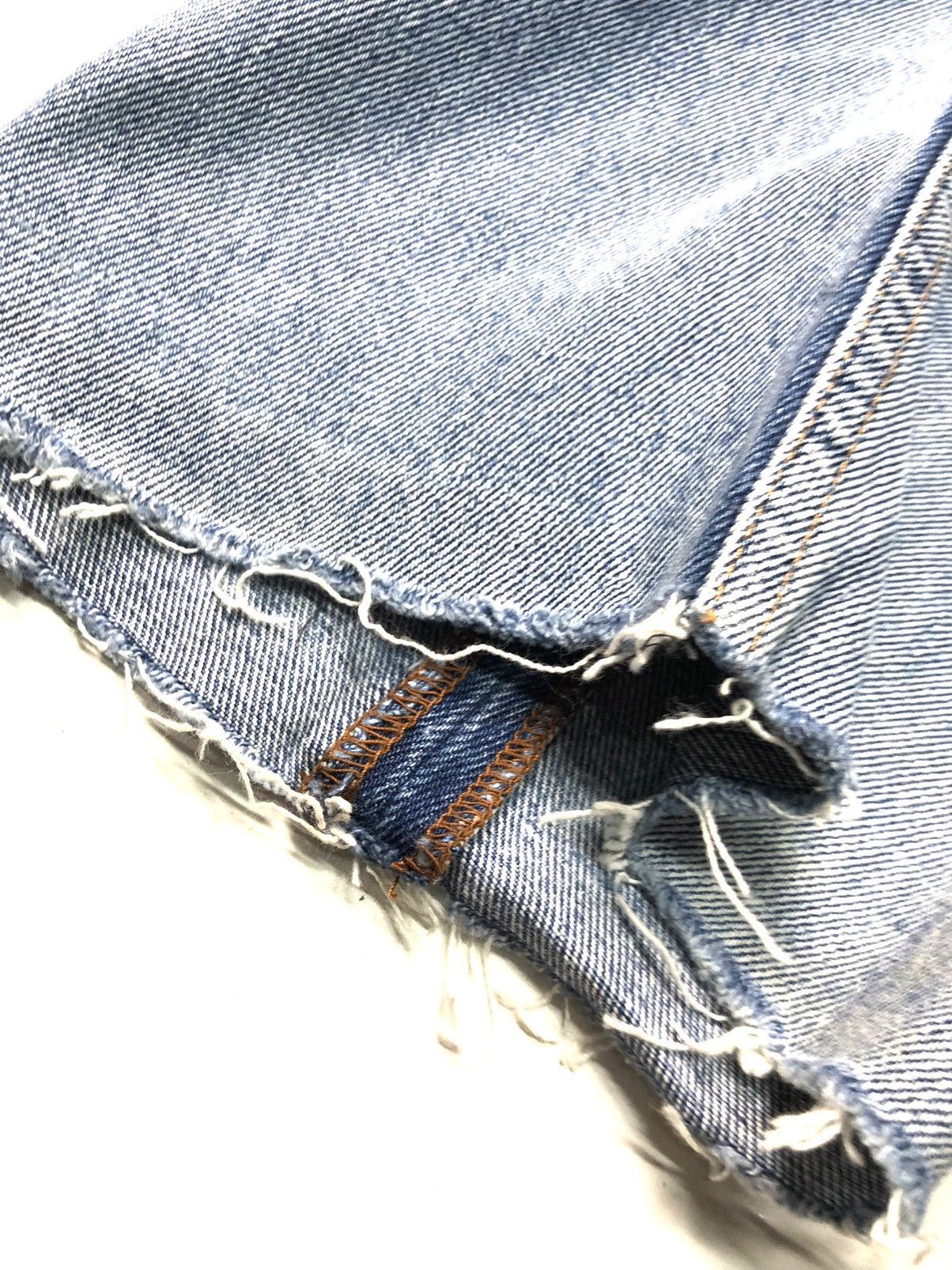 Guess × Vintage VINTAGE 80s GUESS BLUE WASH DISSTRESSED DENIM Size US 37 - 15 Thumbnail