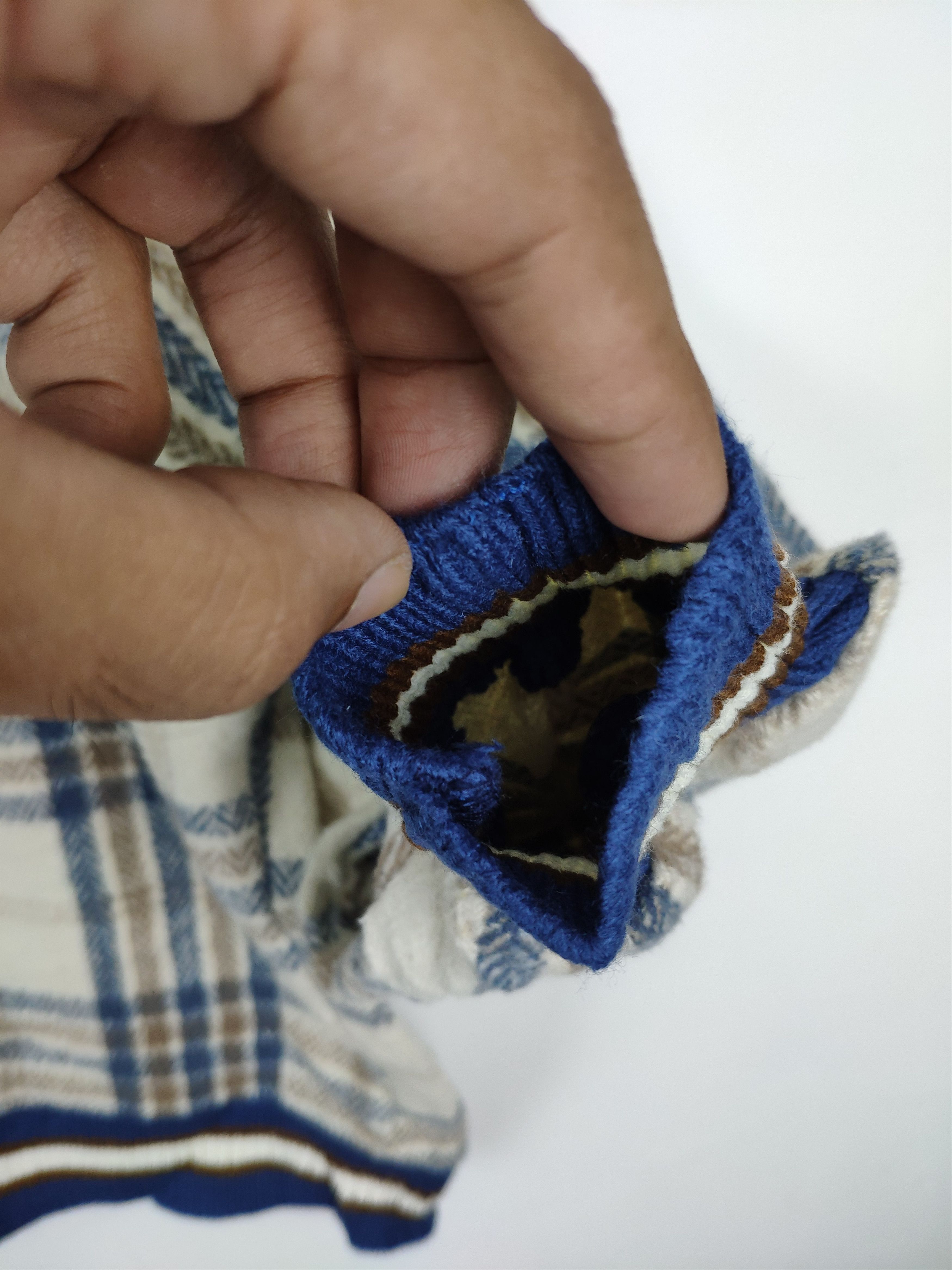 Aran Isles Knitwear × Japanese Brand × Vintage Vintage Knit Sweater Tartan Print V Neck Size US L / EU 52-54 / 3 - 8 Thumbnail