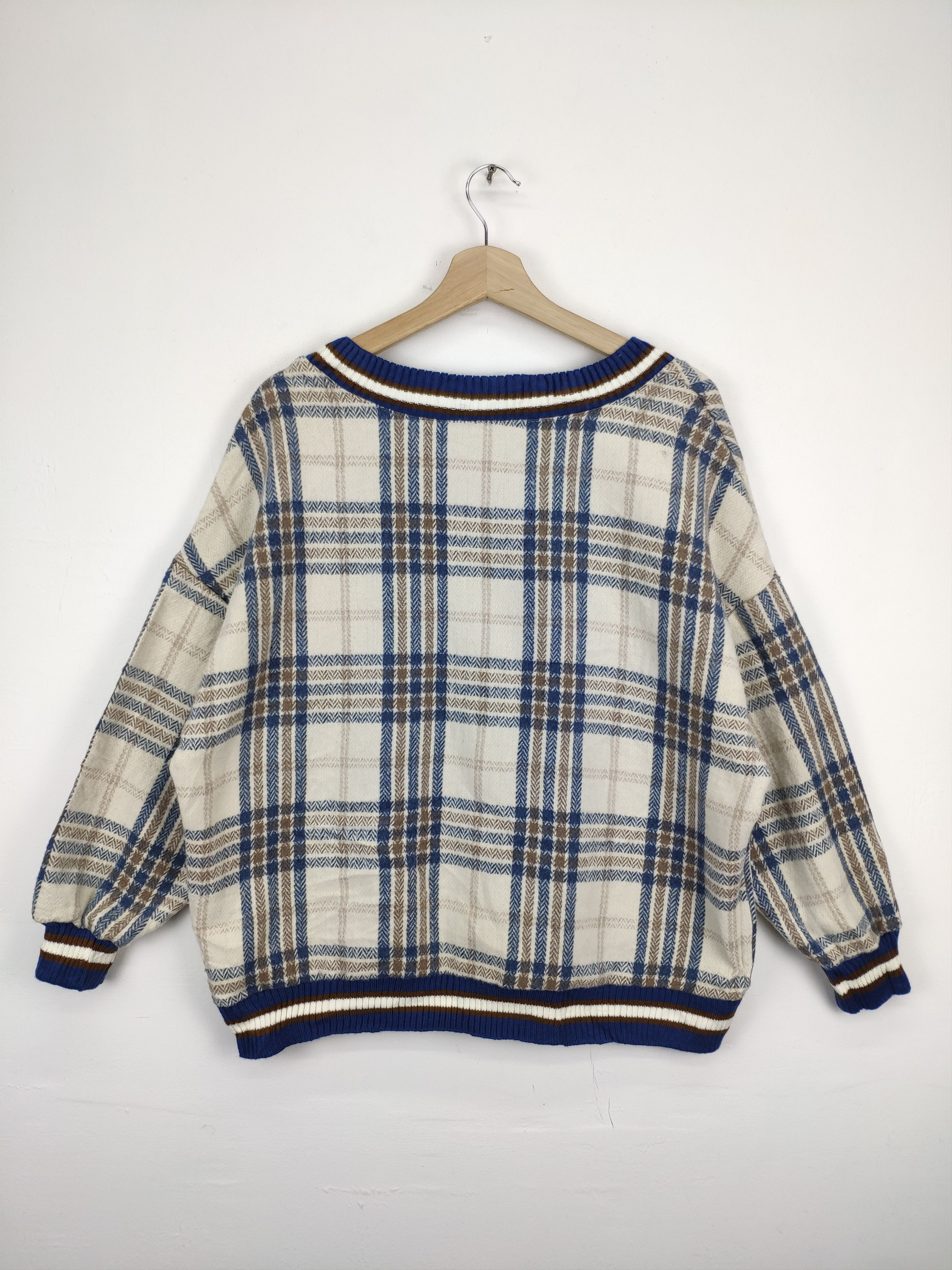 Aran Isles Knitwear × Japanese Brand × Vintage Vintage Knit Sweater Tartan Print V Neck Size US L / EU 52-54 / 3 - 2 Thumbnail