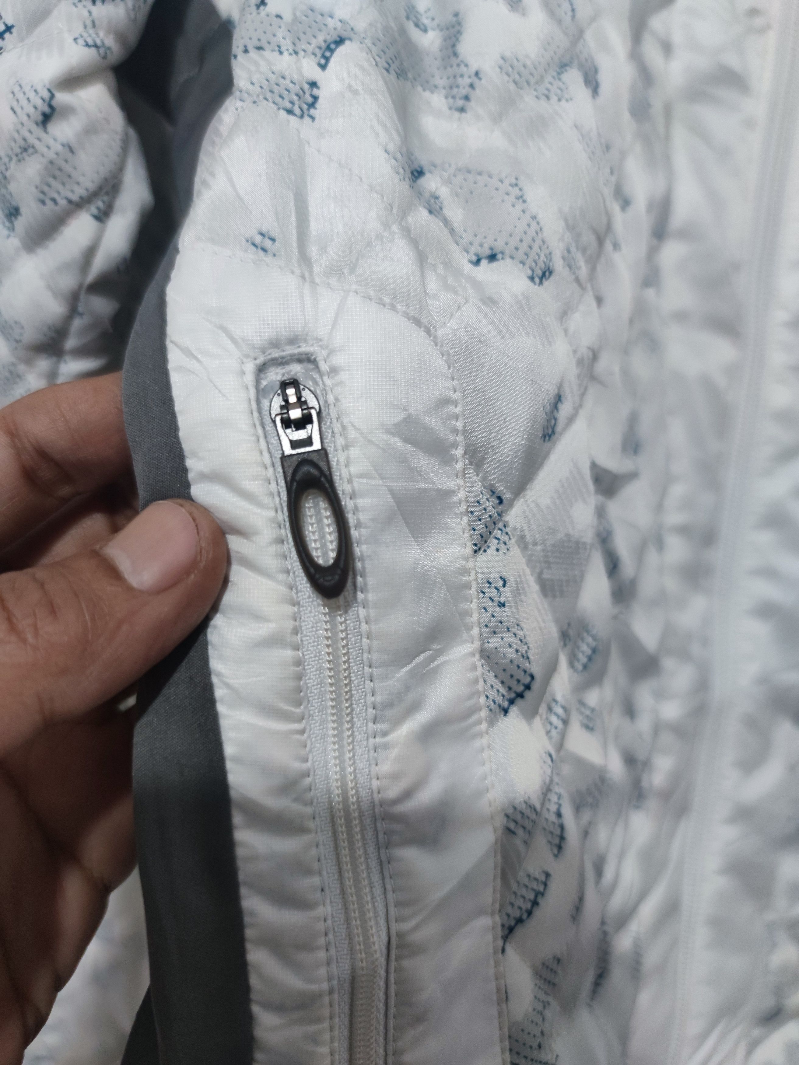 Oakley Vintage Oakley Quilted Removable Sleeve Jacket Size US M / EU 48-50 / 2 - 6 Thumbnail