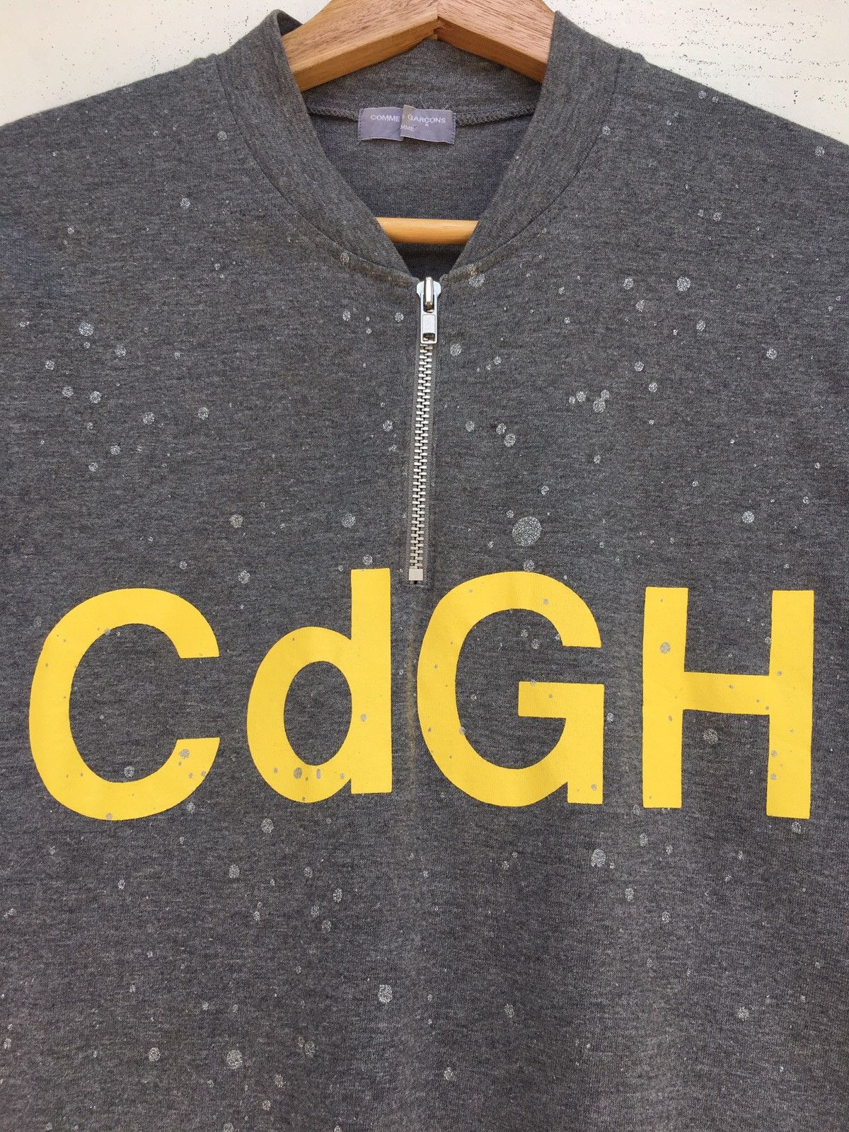 Comme des Garcons Vintage AD2001 cdGH Big Spellout Comme Des Garcons Tee Size US M / EU 48-50 / 2 - 10 Thumbnail