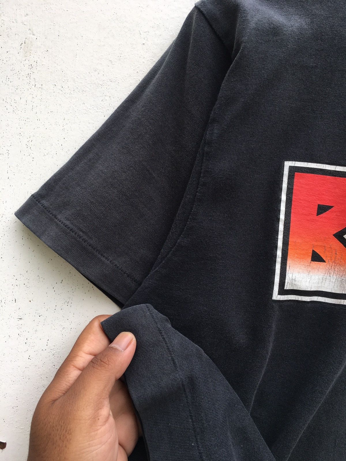 Bape Kiss Logo Tee Size US M / EU 48-50 / 2 - 11 Thumbnail