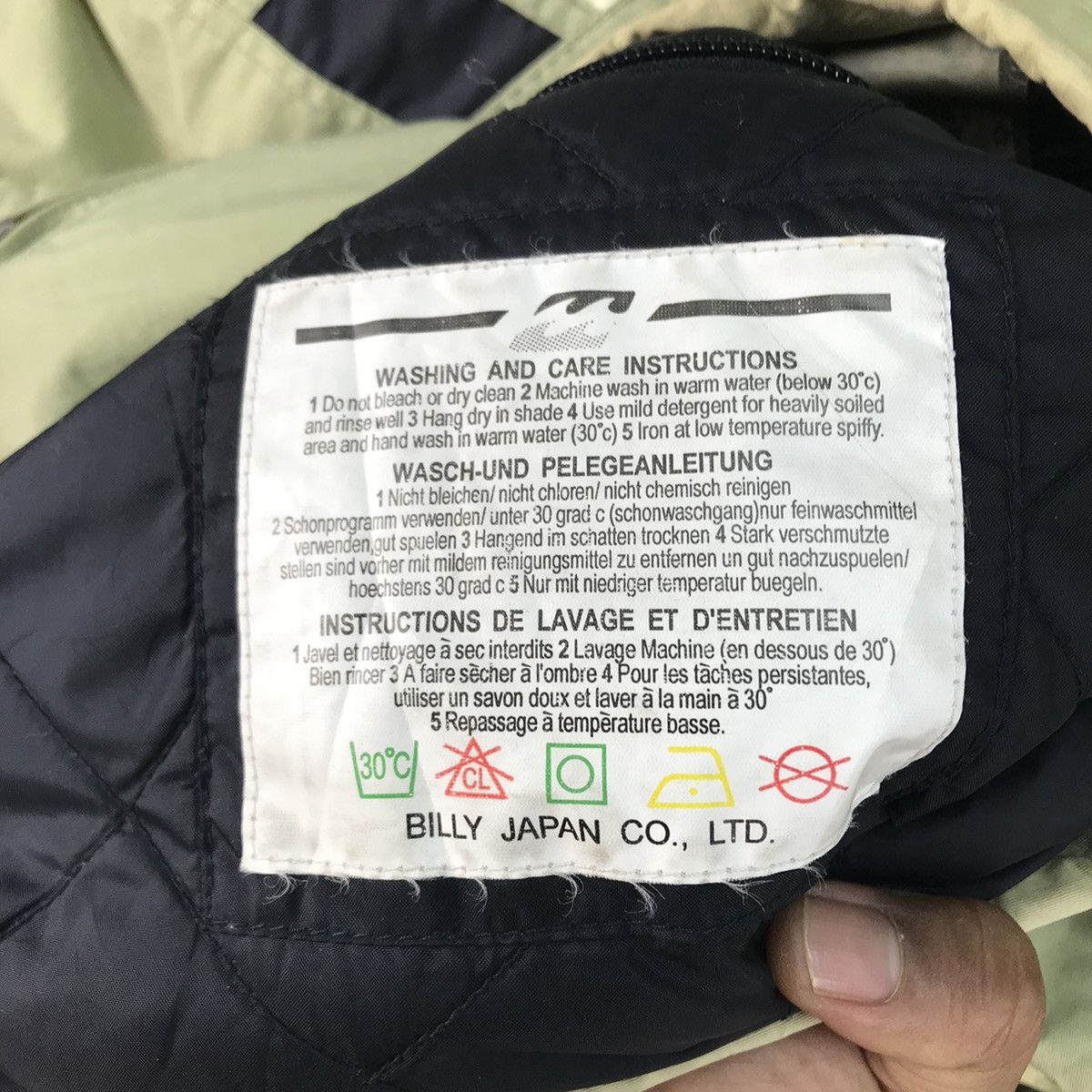 Billabong Vintage Billabong Ski Jacket Sunfaded Size US L / EU 52-54 / 3 - 13 Thumbnail