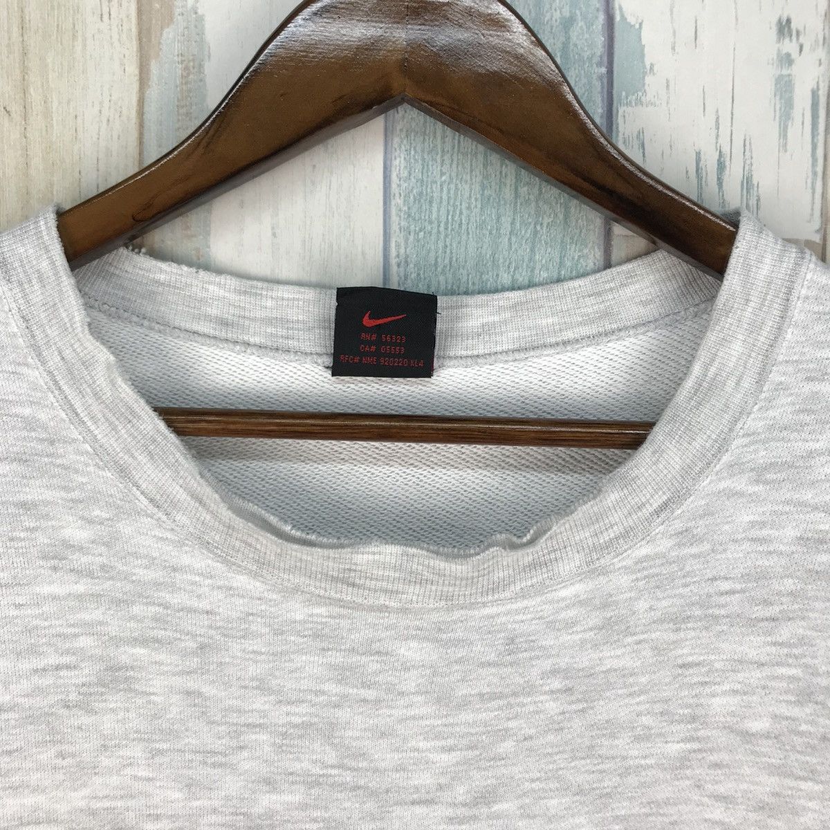 Nike Vintage Nike Sweatshirt Crewneck Size US L / EU 52-54 / 3 - 7 Thumbnail