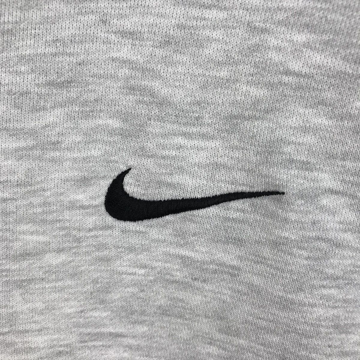 Nike Vintage Nike Sweatshirt Crewneck Size US L / EU 52-54 / 3 - 4 Thumbnail