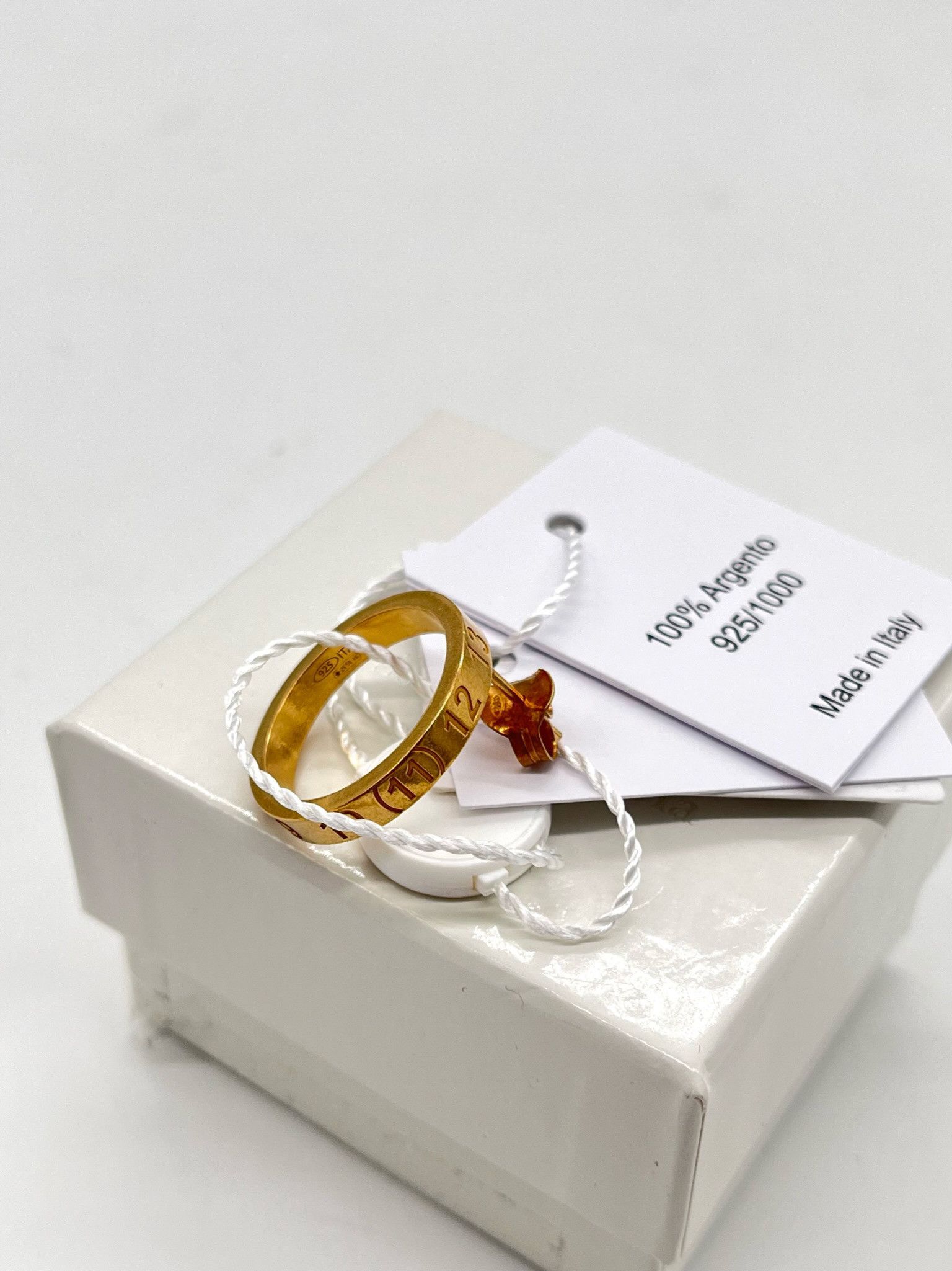 🔥[SALE]🔥 Maison Margiela Gold Silver Logo Earring