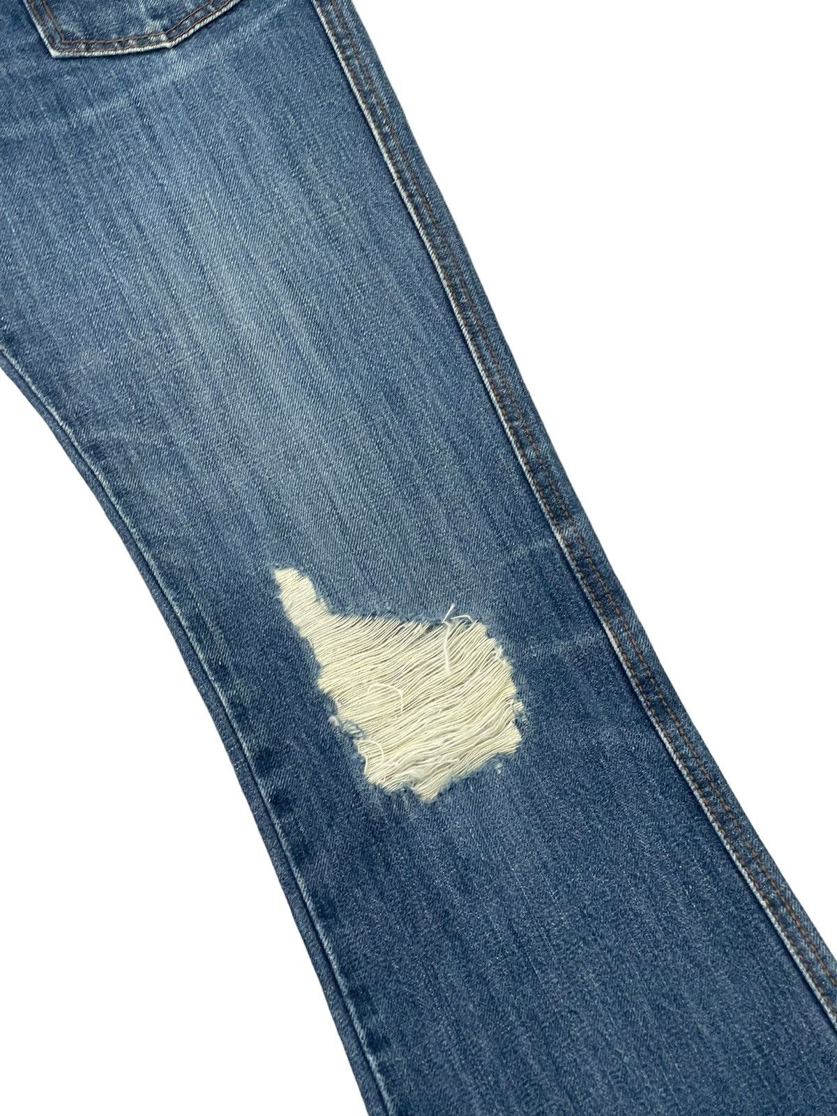 Japanese Brand Flare Jeans Katharine Hamnett Distress Denim Low Rise 3🟦5 Size US 29 - 7 Thumbnail