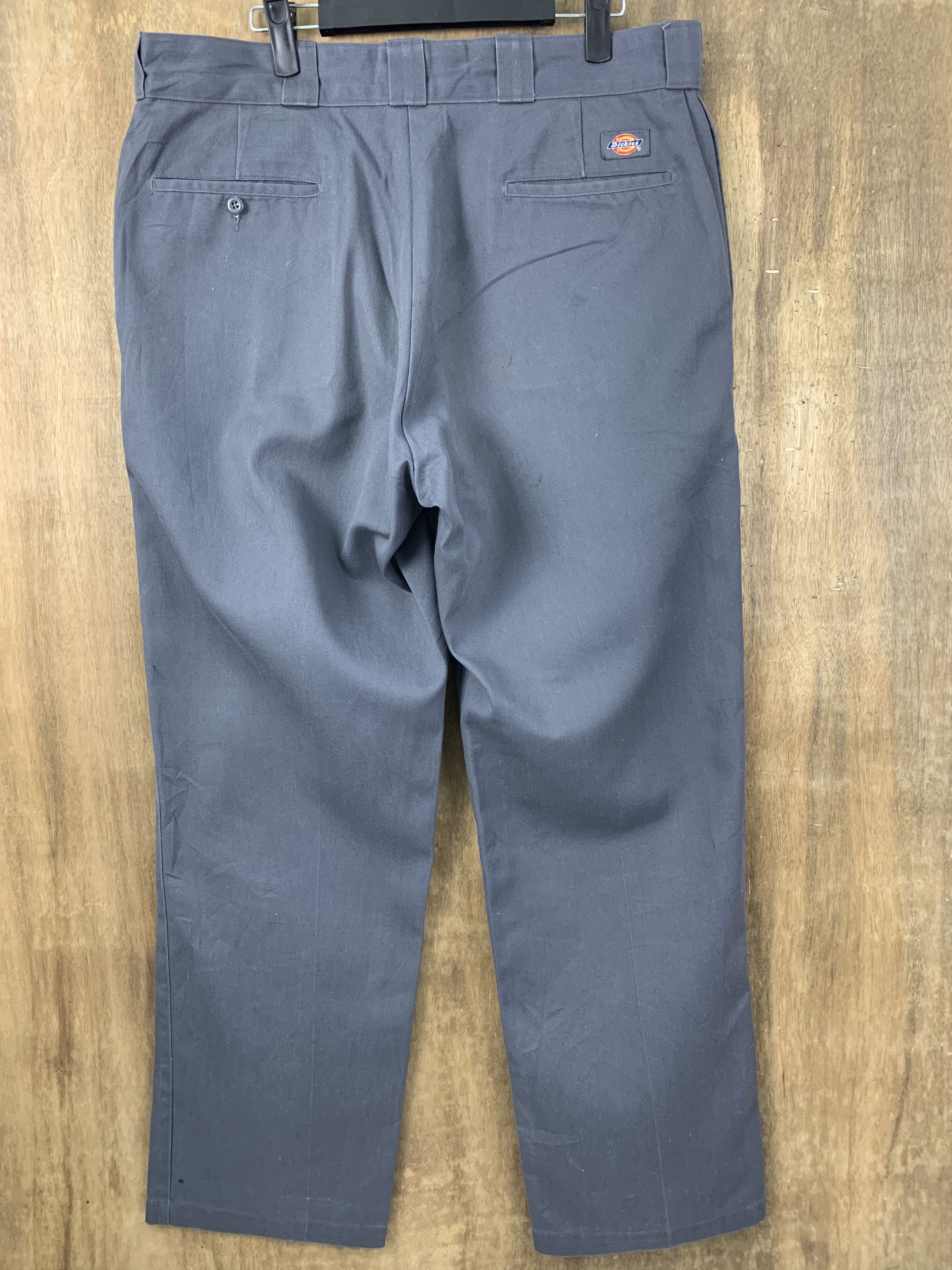 Dickies Casual Pants Dickies Japanese Branded Streetwear Size US 34 / EU 50 - 1 Thumbnail