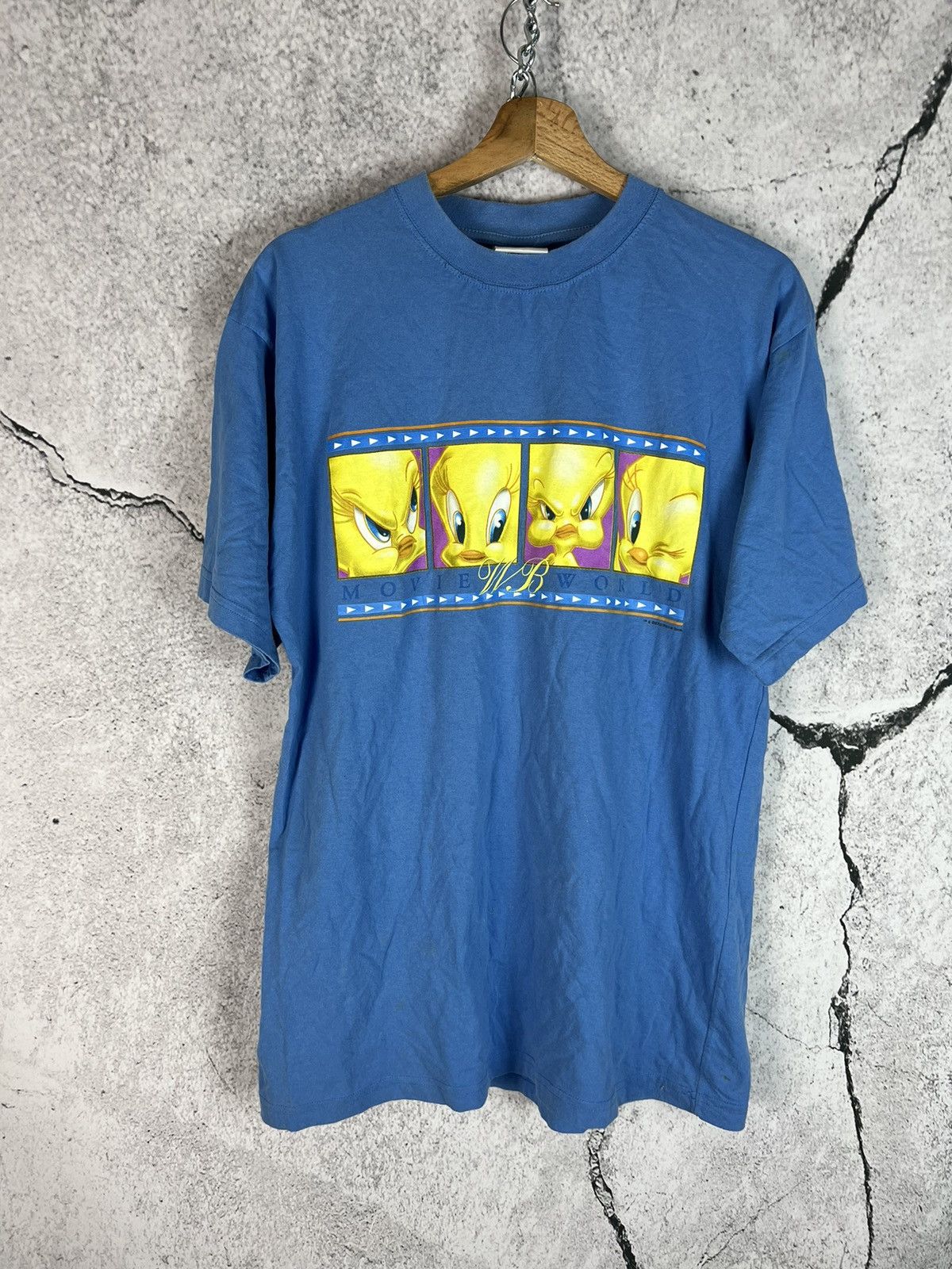 Vintage Vintage 1999 Tweety movie world tshirt Size US M / EU 48-50 / 2 - 1 Thumbnail