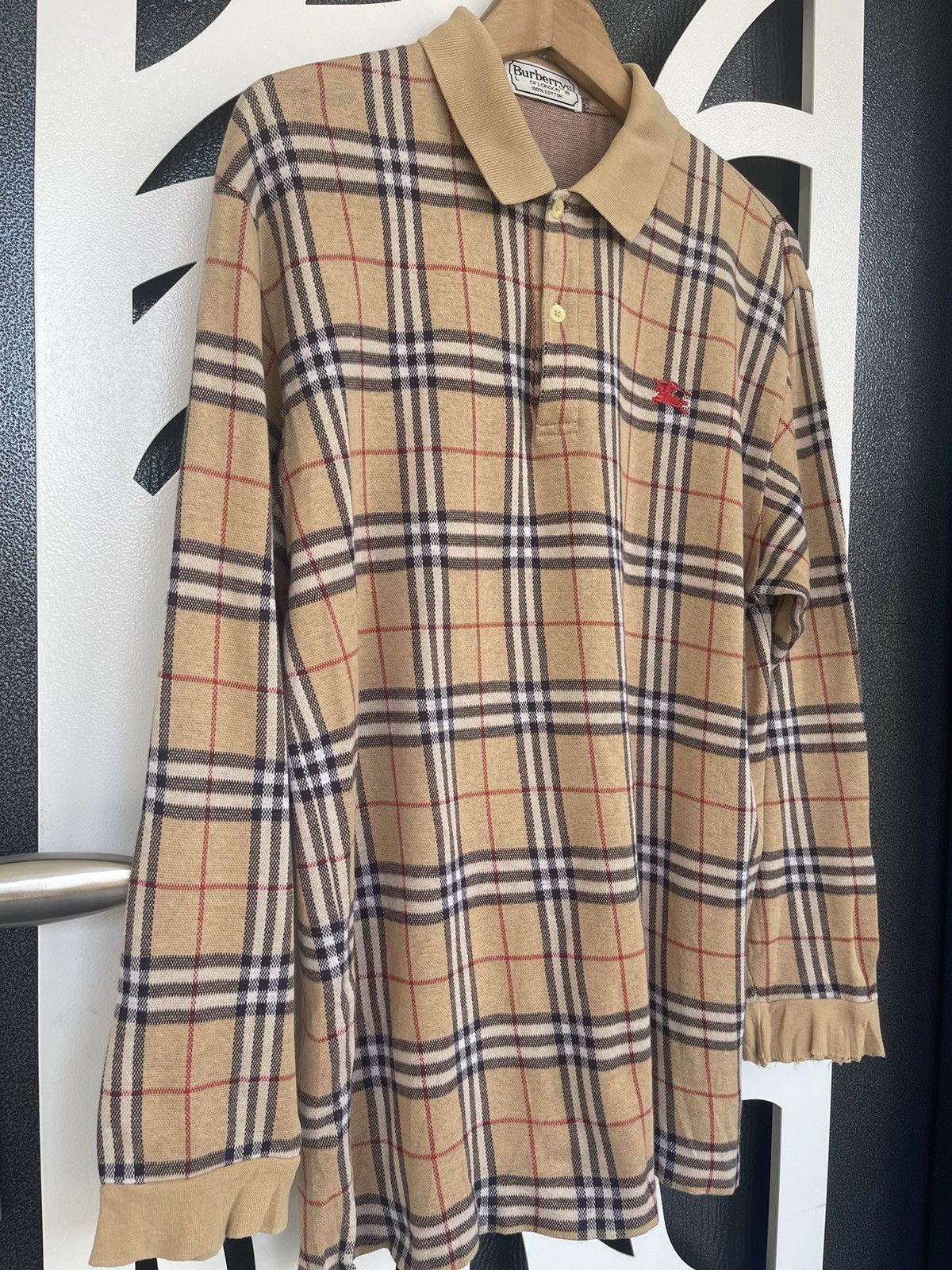 Burberry VINTAGE BURBERRYS NOVA CHEK LONGSLEEVE POLO SHIRT Size US L / EU 52-54 / 3 - 4 Thumbnail