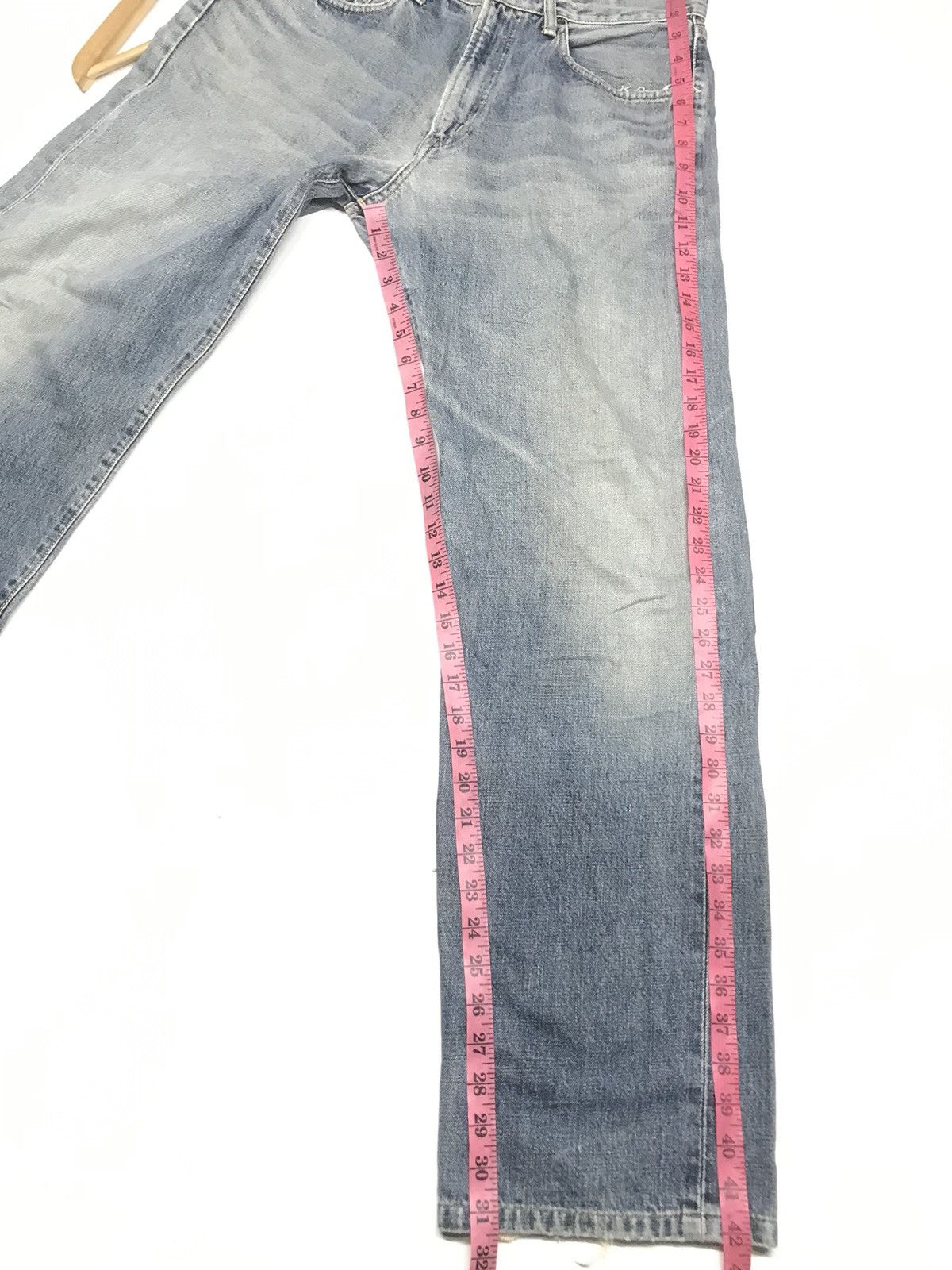 Edwin × Vintage VINTAGE EDWIN 505 X BLUE WASH DISTRESSED SELVEDGE DENIM Size US 31 - 19 Thumbnail