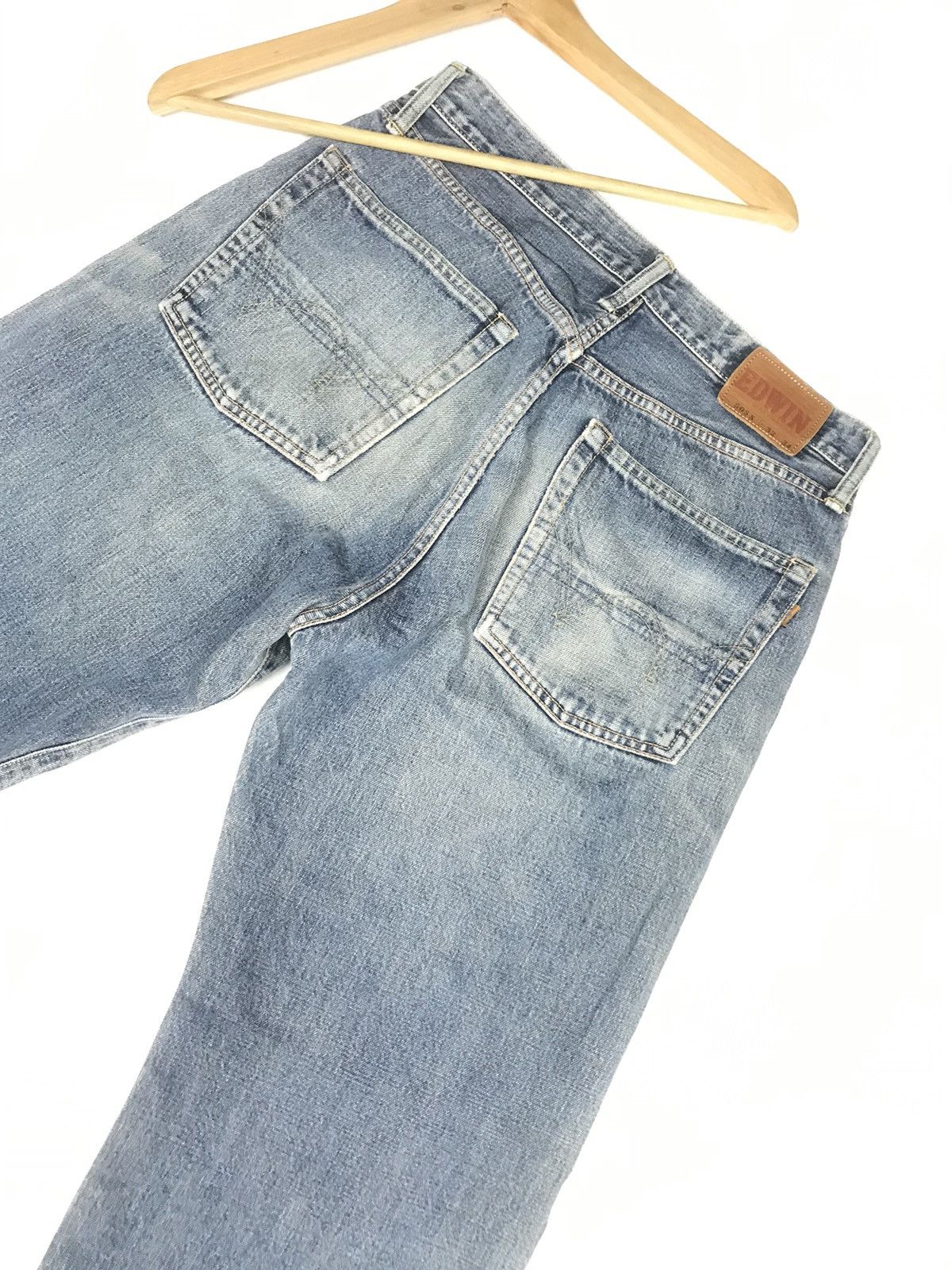 Edwin × Vintage VINTAGE EDWIN 505 X BLUE WASH DISTRESSED SELVEDGE DENIM Size US 31 - 2 Thumbnail