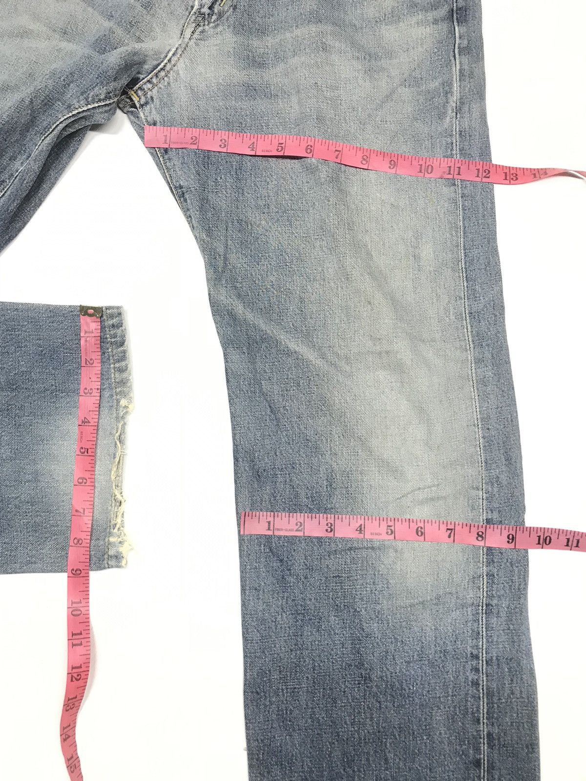 Edwin × Vintage VINTAGE EDWIN 505 X BLUE WASH DISTRESSED SELVEDGE DENIM Size US 31 - 18 Thumbnail