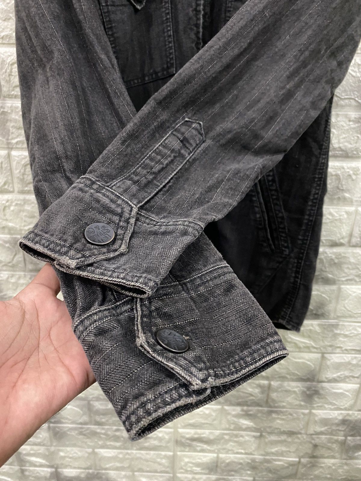 Levi's Vintage Levi’s Black Denim Zipper Jacket Size US L / EU 52-54 / 3 - 11 Thumbnail