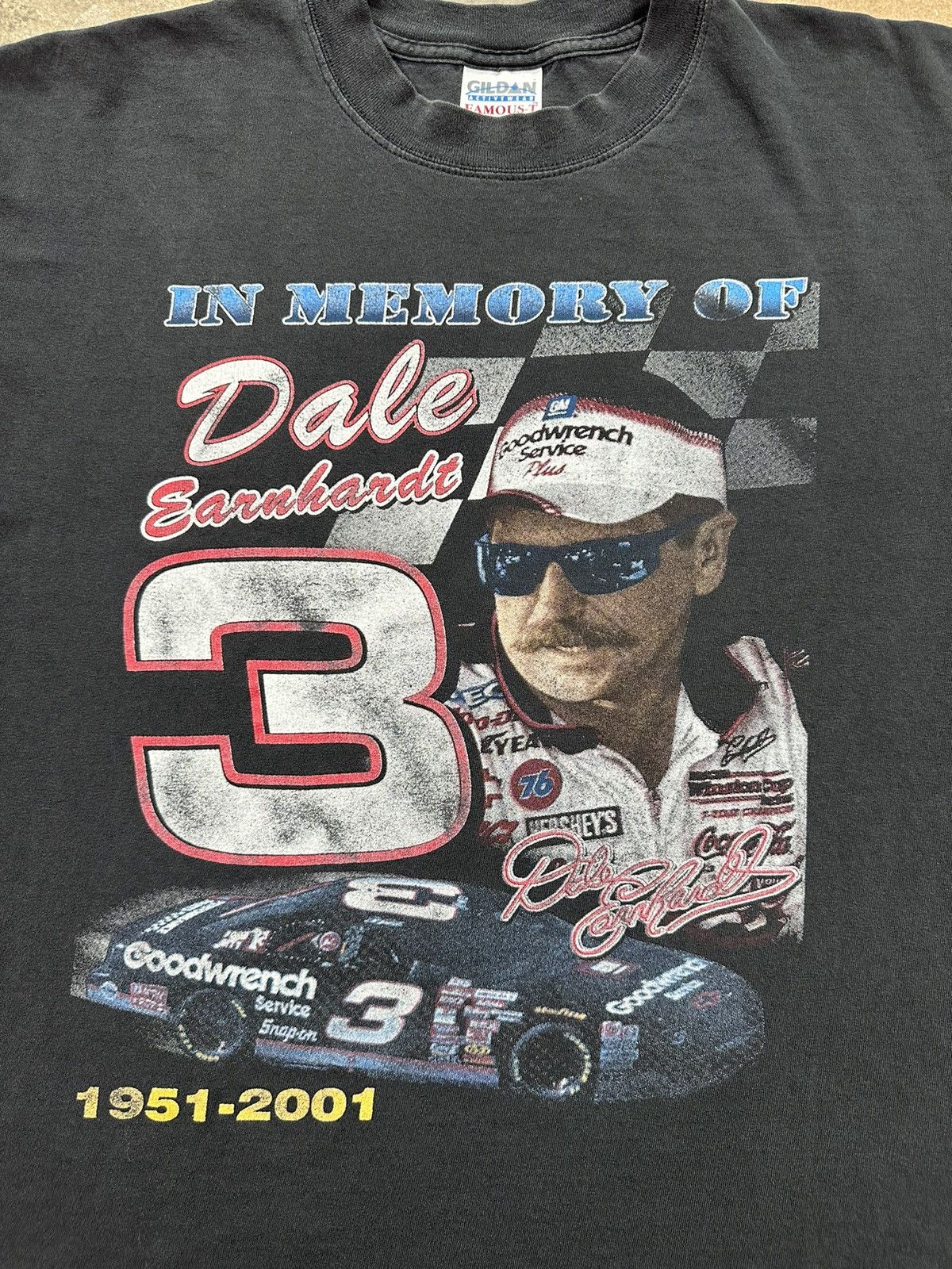 Vintage 2001 Vintage Nascar In Memory Of Dale Earnhardt Racing Tee ...