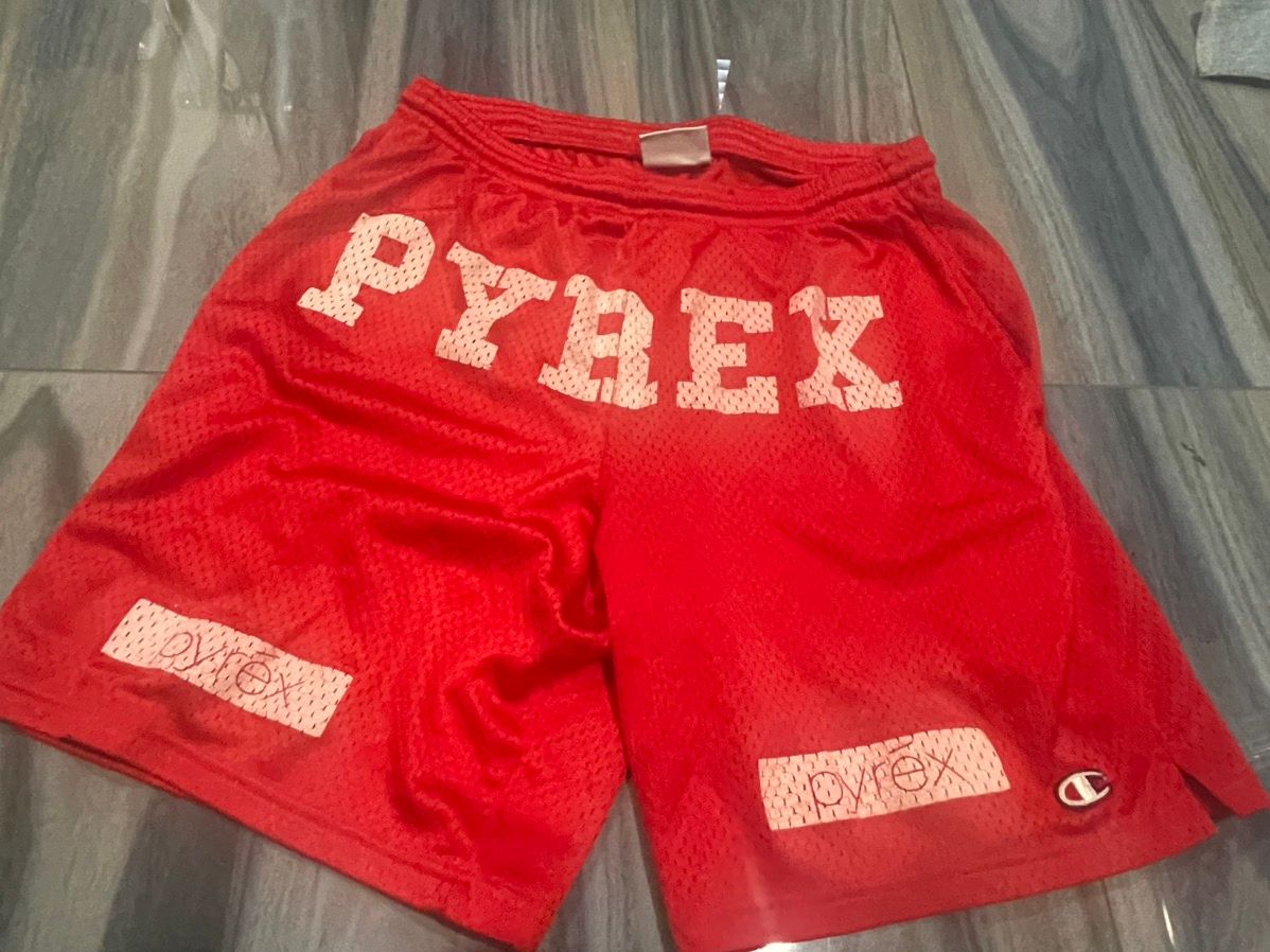Pre-owned Pyrex Vision Pyrex Version 2013 Og Champion Gym Shorts Red M