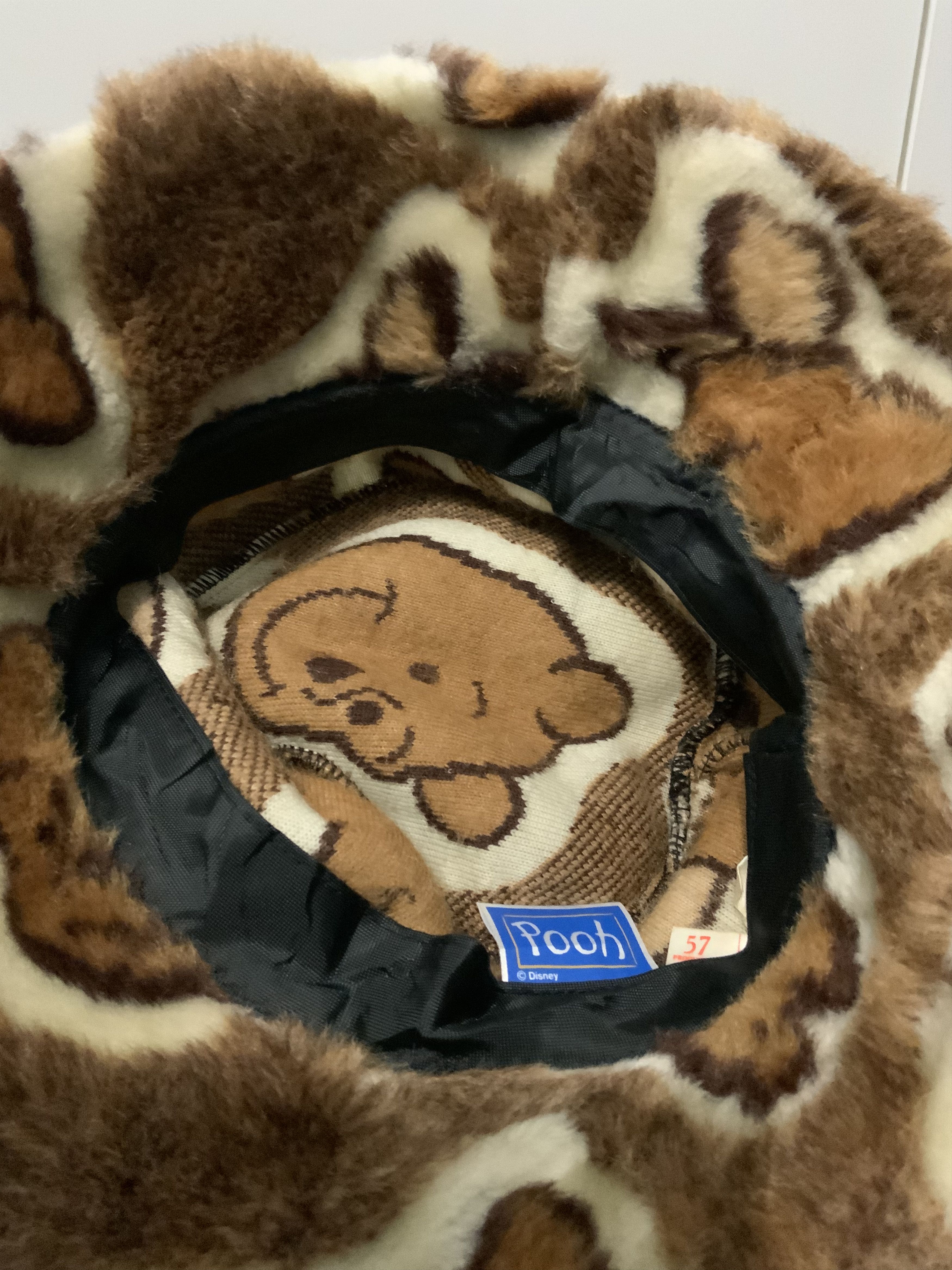 Japanese Brand Winnie The Pooh Faux Fur Streetwear Bucket Hats Size ONE SIZE - 9 Thumbnail