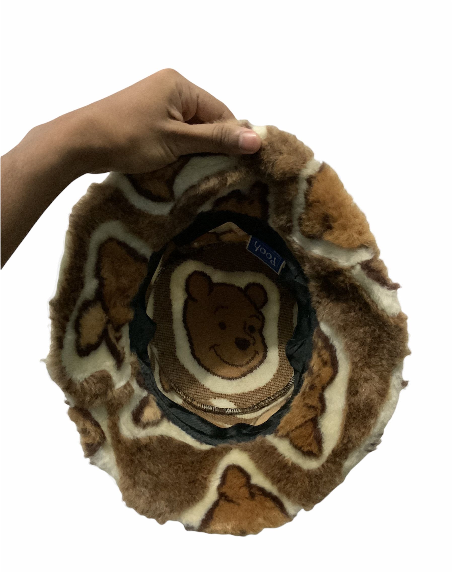 Japanese Brand Winnie The Pooh Faux Fur Streetwear Bucket Hats Size ONE SIZE - 5 Thumbnail