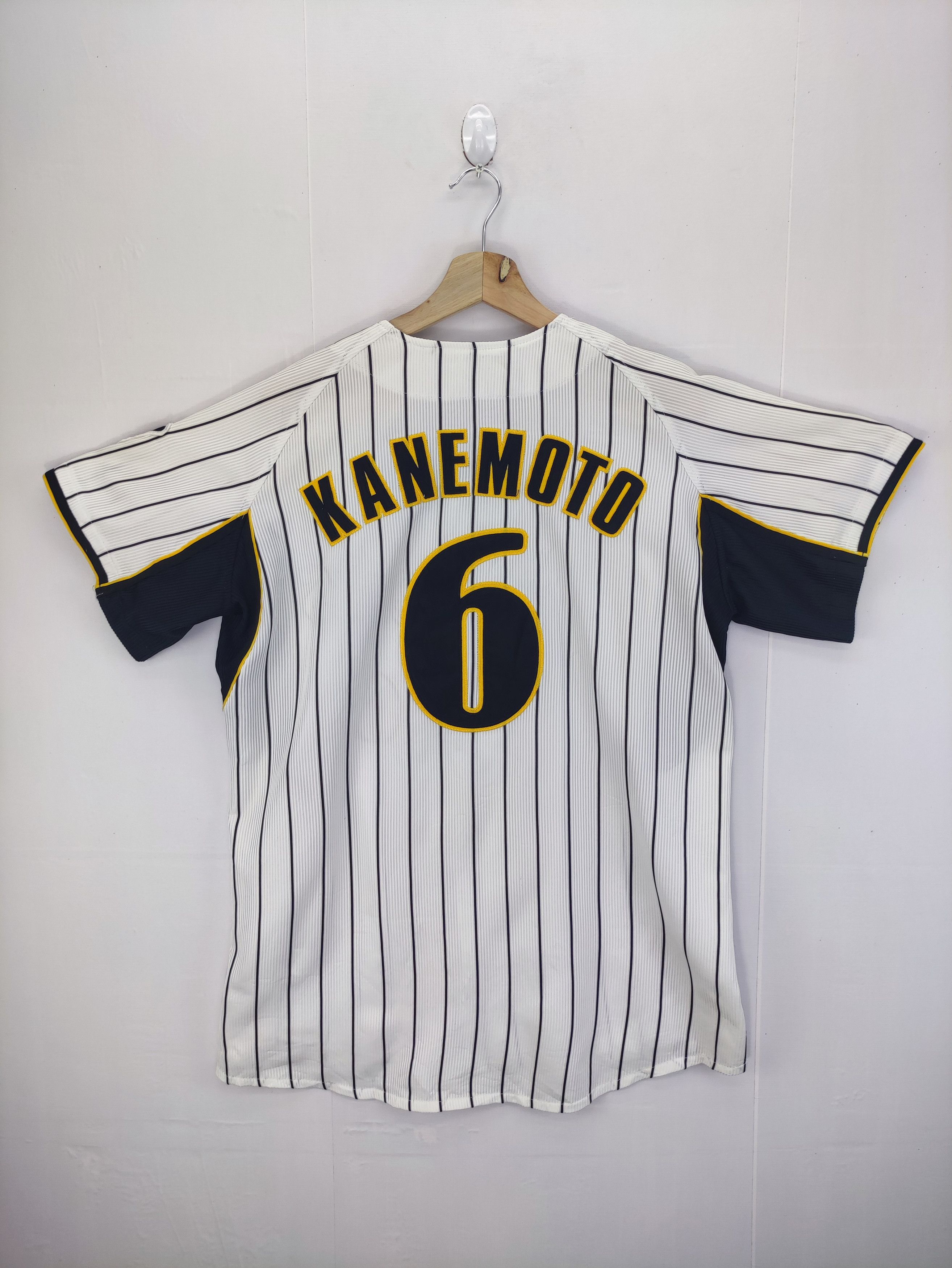 Japanese Brand Vintage MLB Tigers Kanemoto 6 Jersey Size US L / EU 52-54 / 3 - 4 Thumbnail