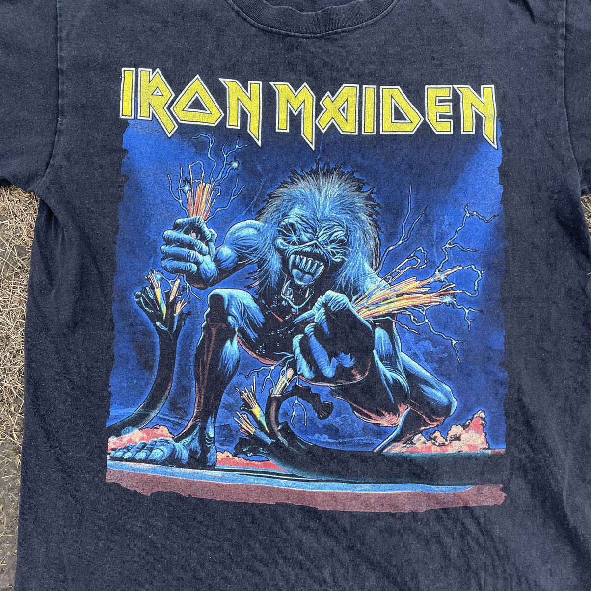 Vintage Vintage 90s Iron Maiden Band Tee Graphic Grunge Streetwear L Size US L / EU 52-54 / 3 - 5 Thumbnail