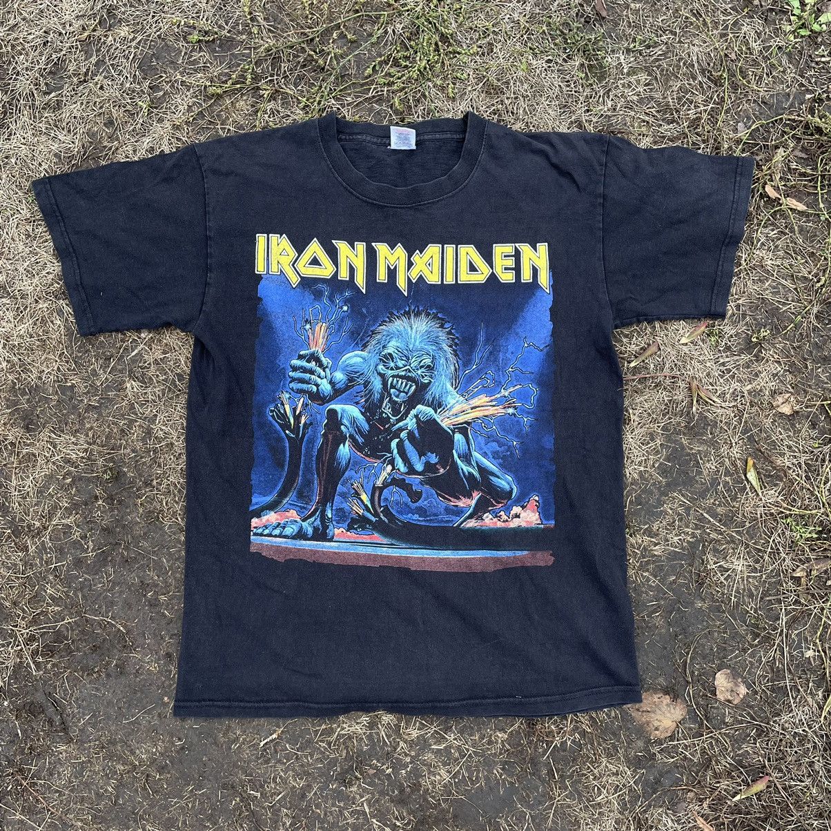Vintage Vintage 90s Iron Maiden Band Tee Graphic Grunge Streetwear L Size US L / EU 52-54 / 3 - 2 Thumbnail