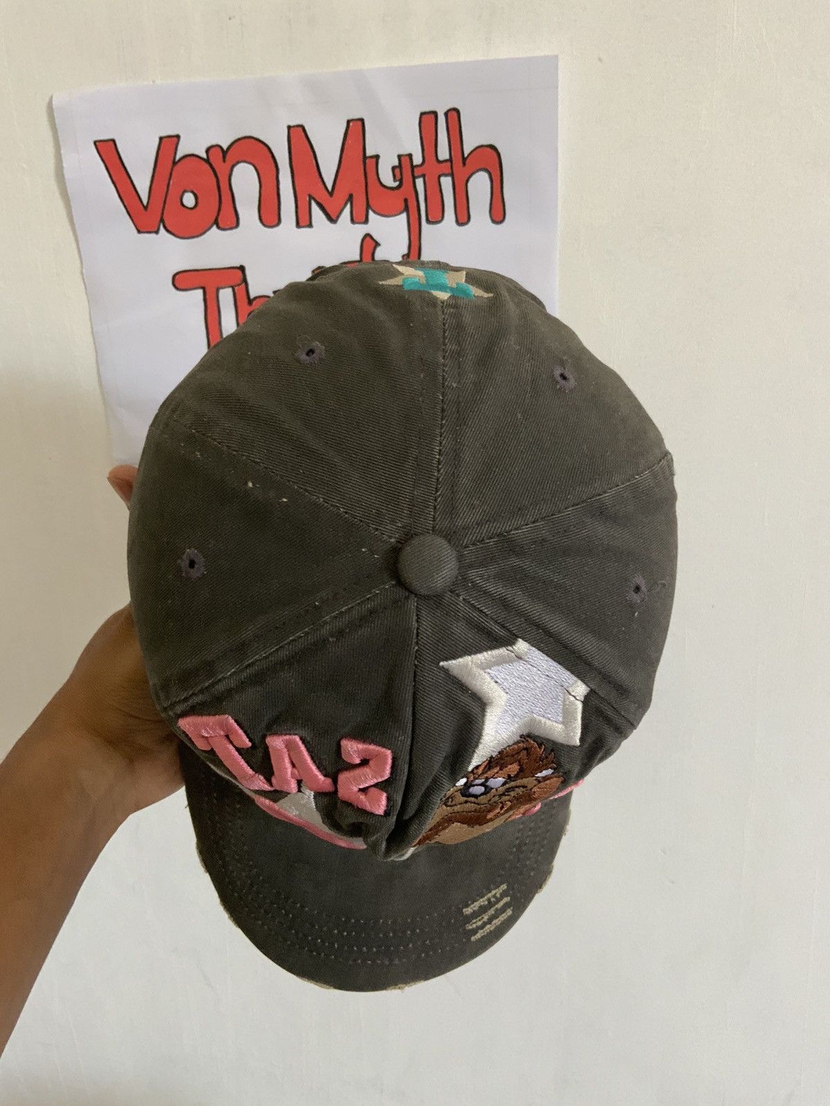 Cartoon Network Vintage Taz Mania by Warner Bros Hat Size ONE SIZE - 7 Thumbnail