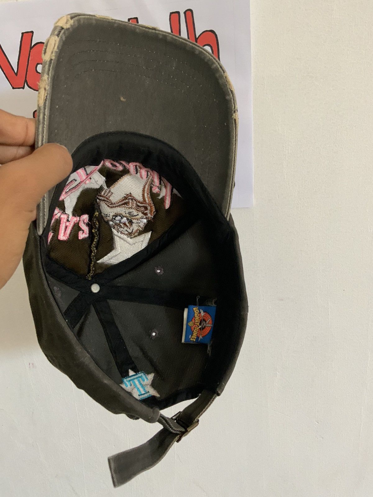 Cartoon Network Vintage Taz Mania by Warner Bros Hat Size ONE SIZE - 9 Thumbnail