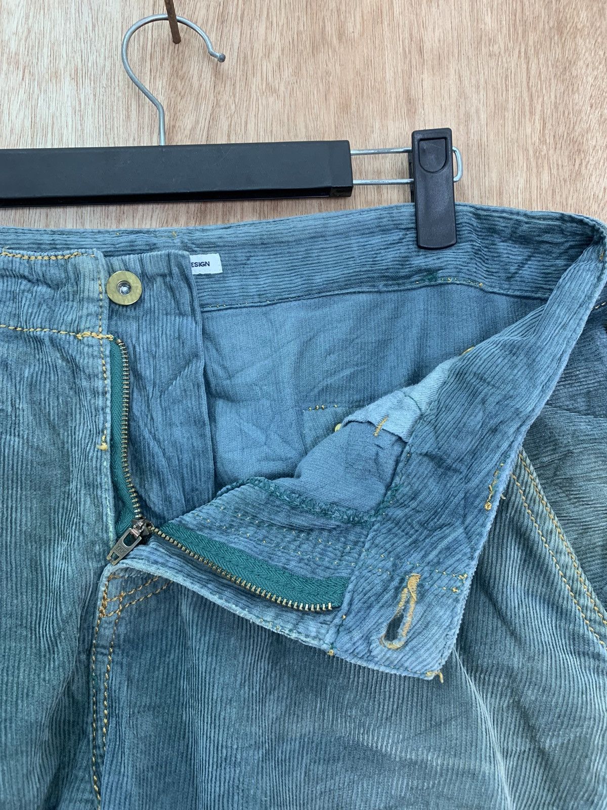 Japanese Brand Conduroy Pants Curve Buckle Back Vintage Japanese Branded Size US 33 - 7 Thumbnail